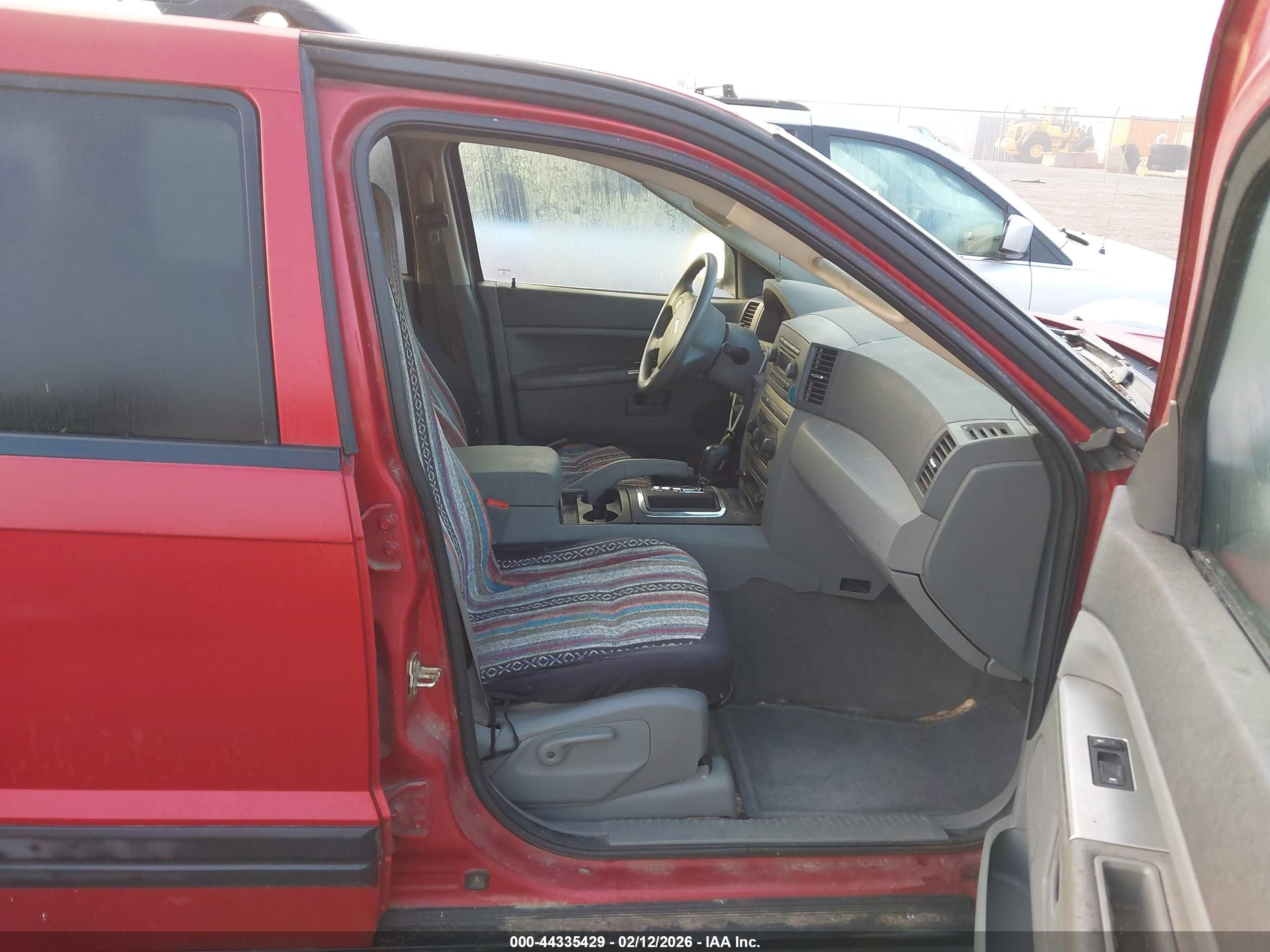 JEEP GRAND image 5