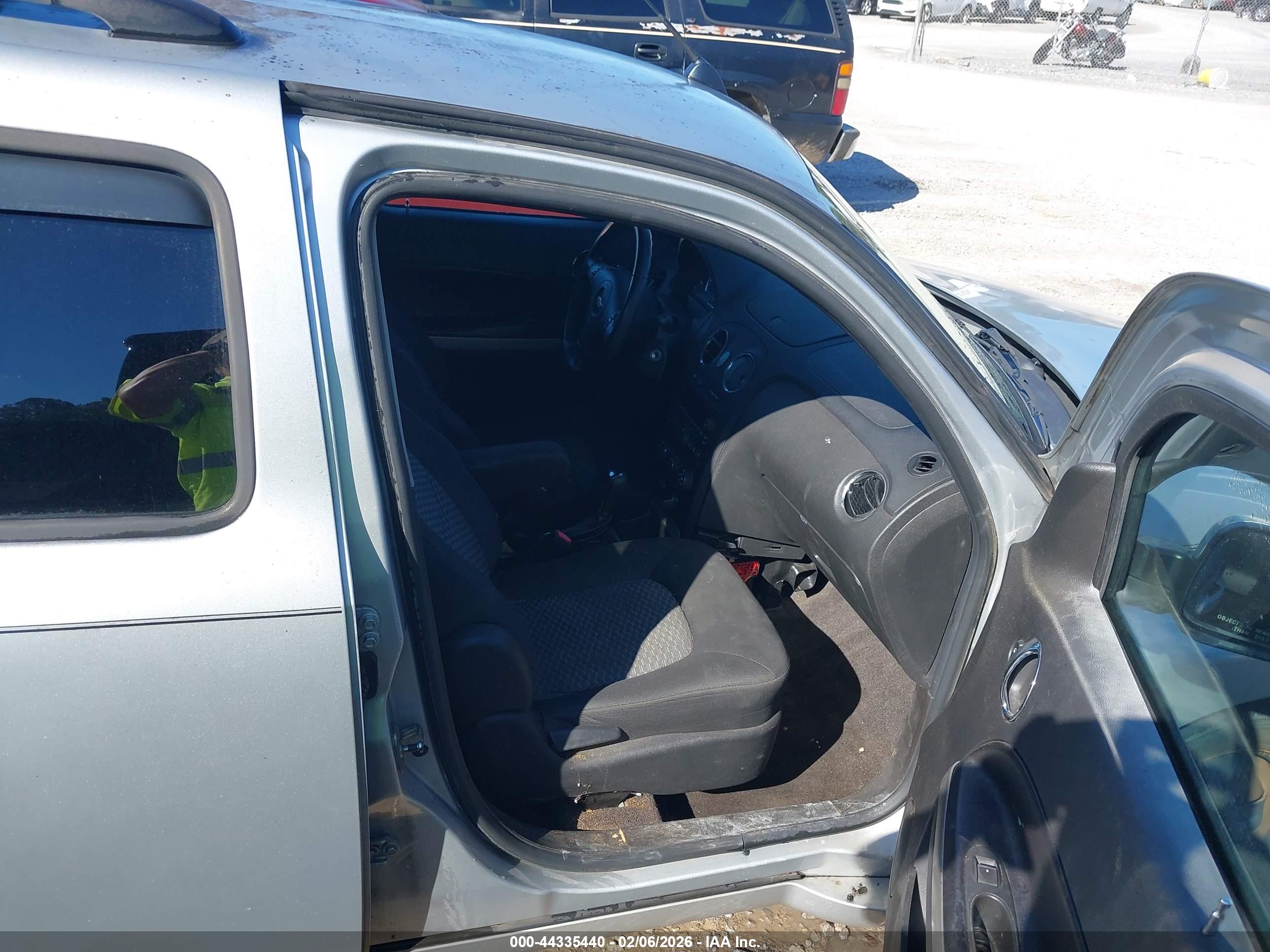 CHEVROLET HHR image 5