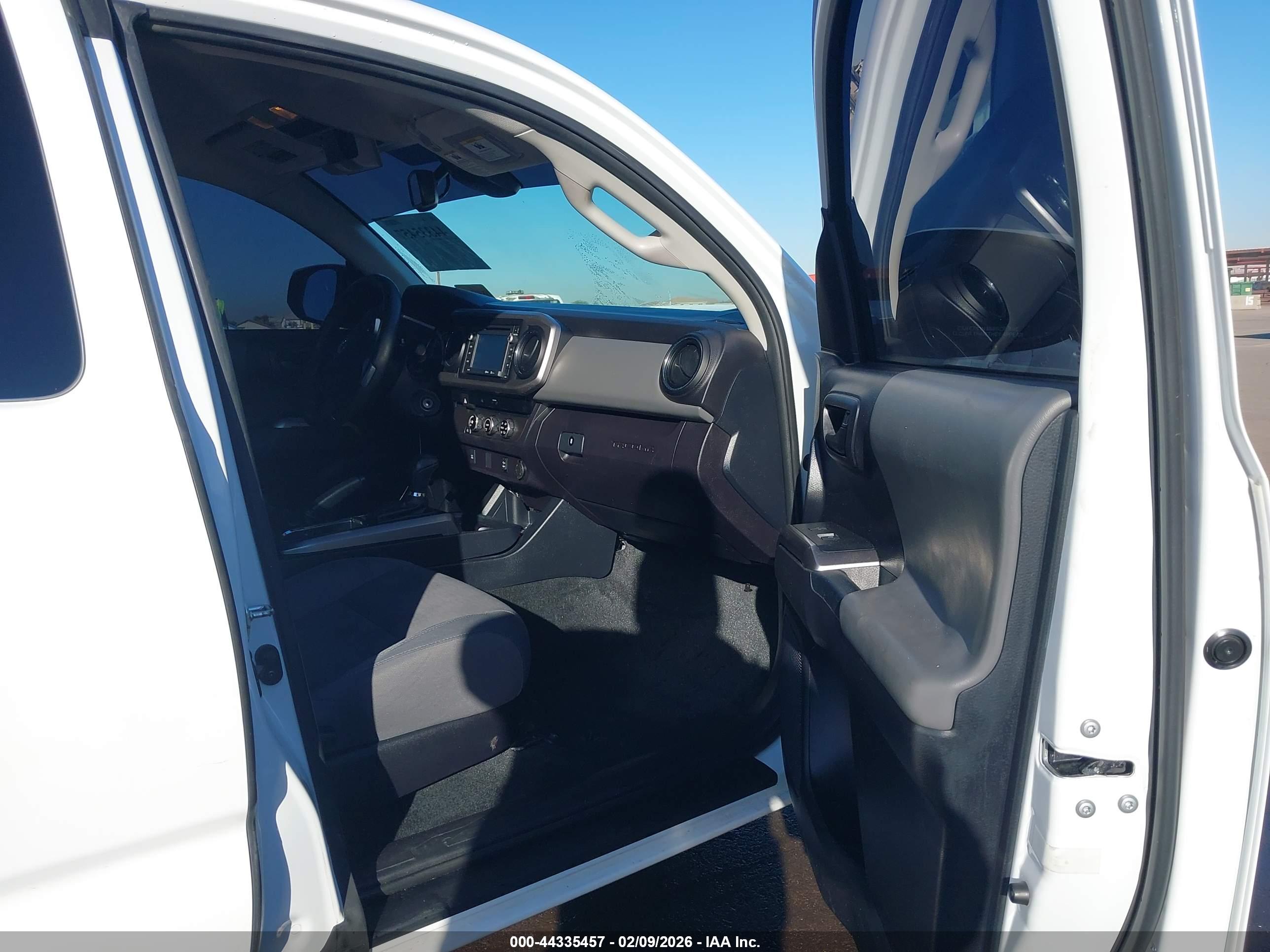 TOYOTA TACOMA image 5