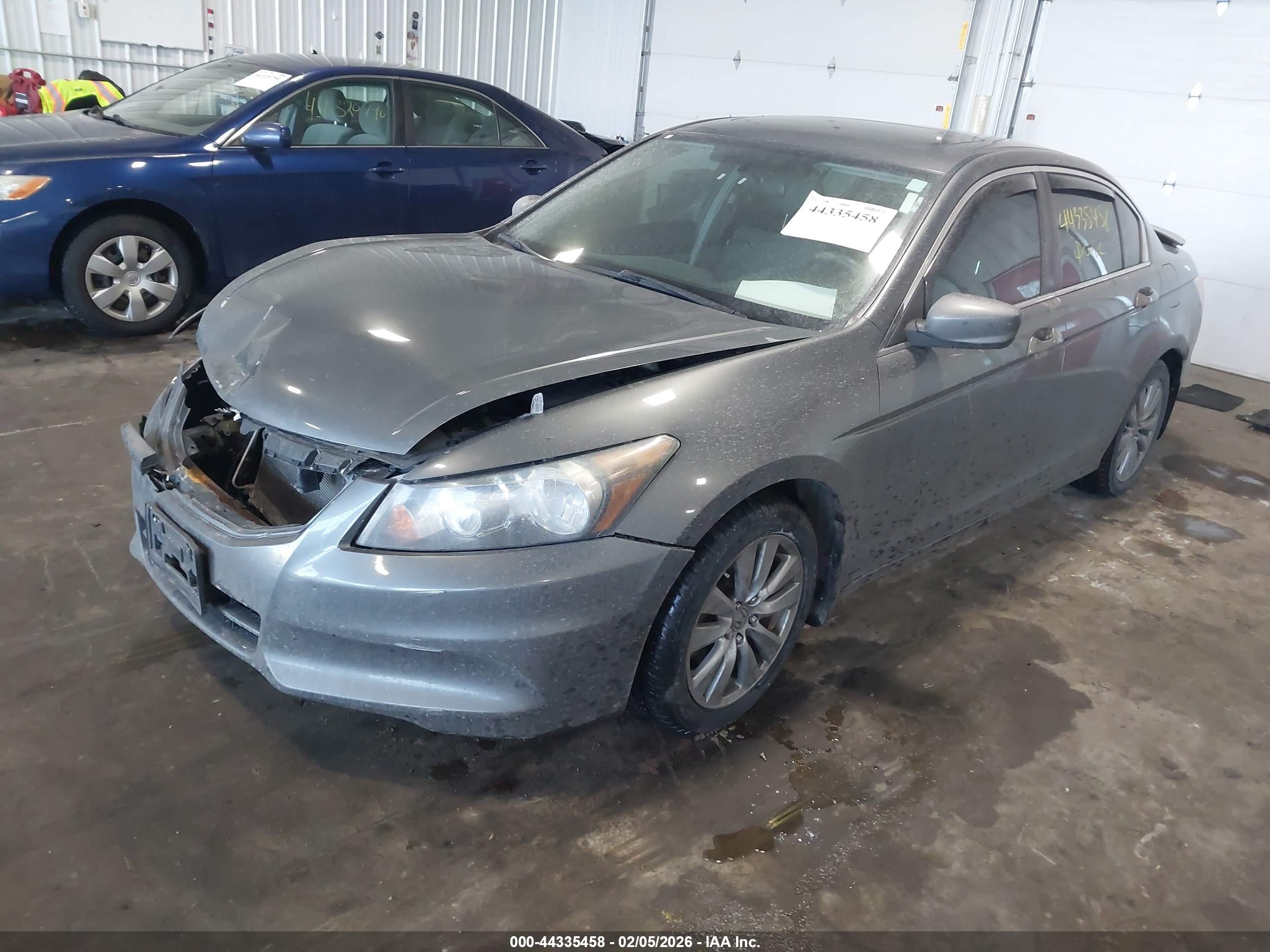 HONDA ACCORD image 2
