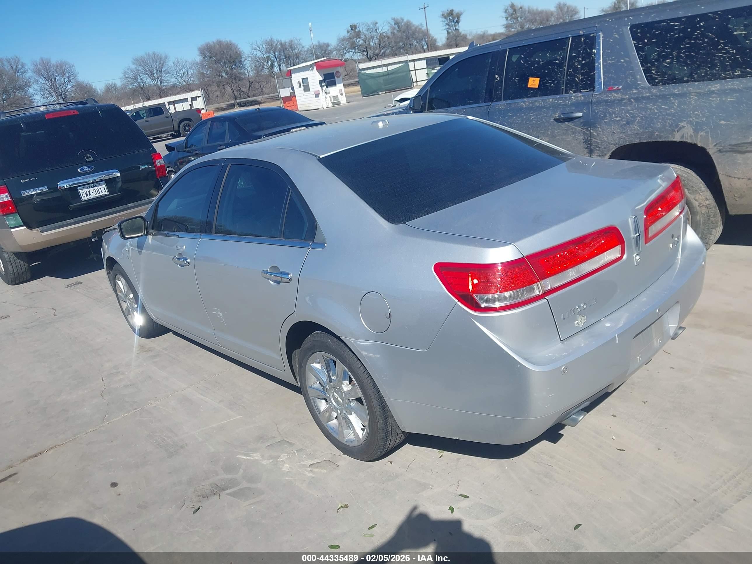 LINCOLN MKZ image 3
