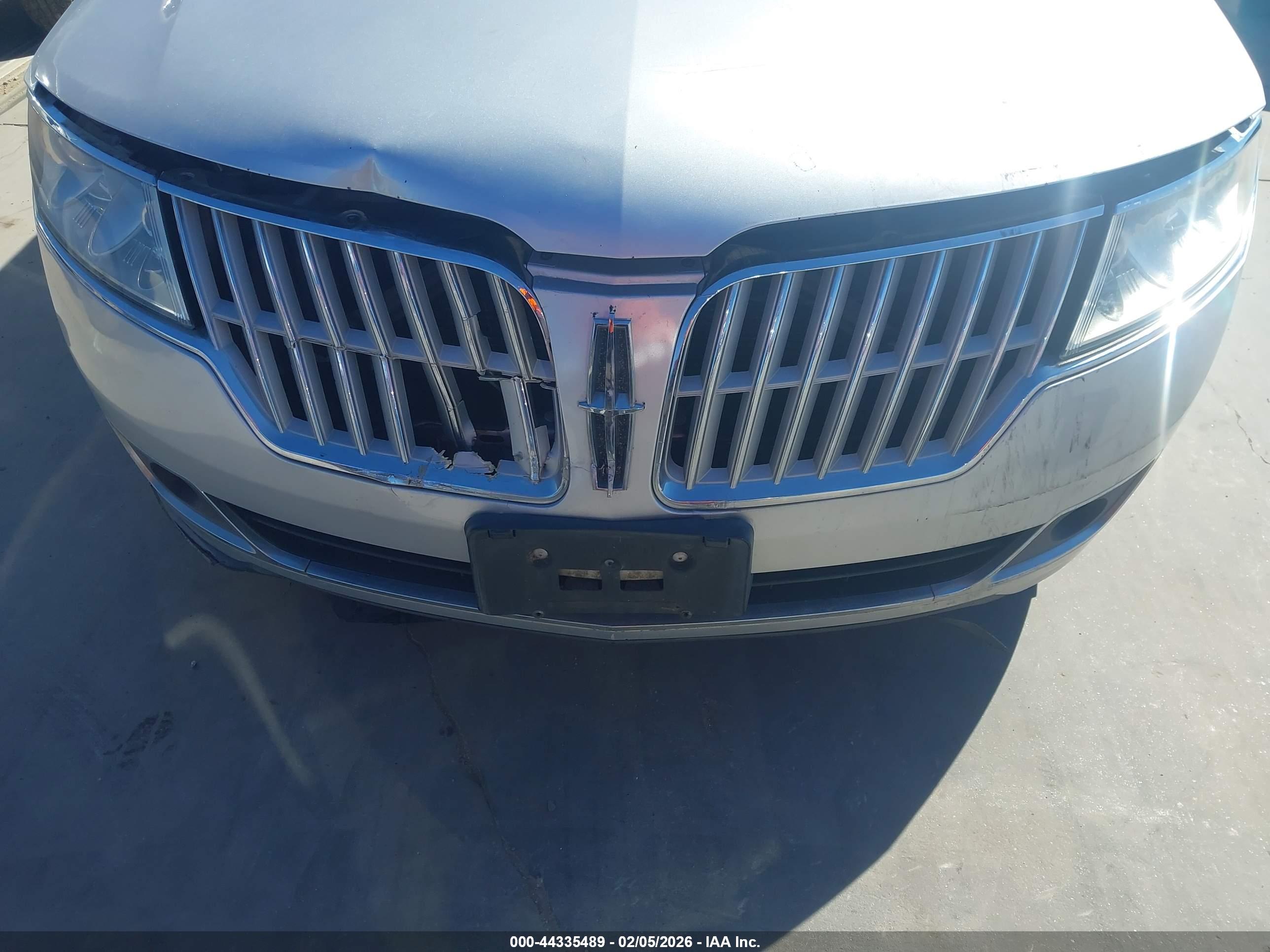 LINCOLN MKZ image 6