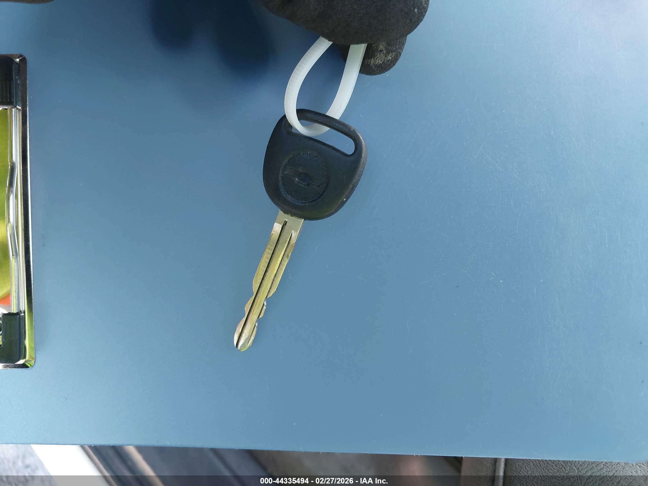 CHEVROLET COLORADO image 11