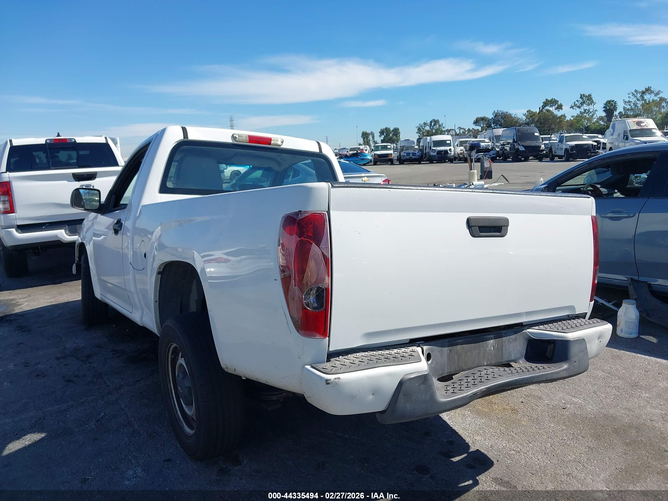 CHEVROLET COLORADO image 3
