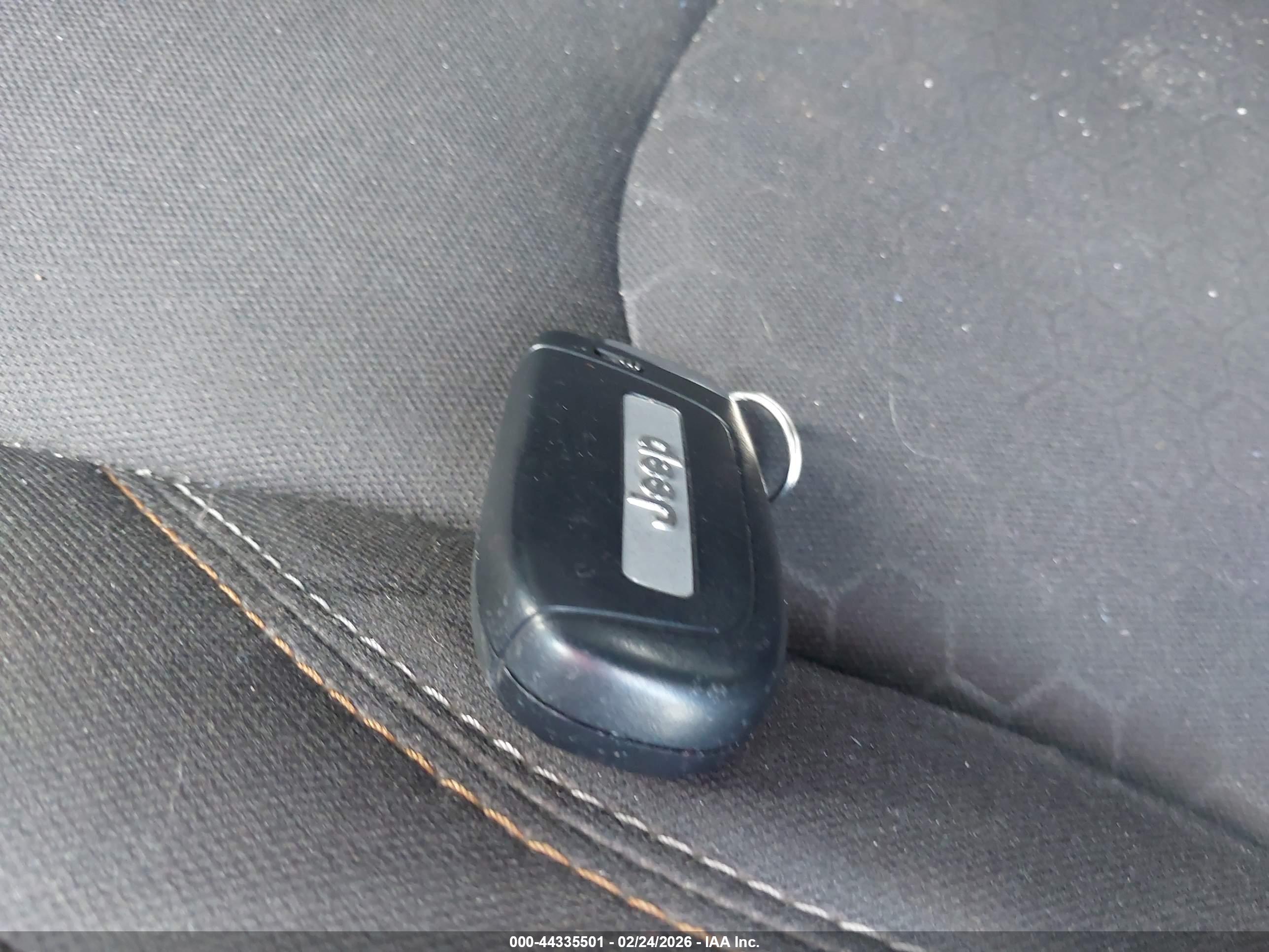 JEEP COMPASS image 11