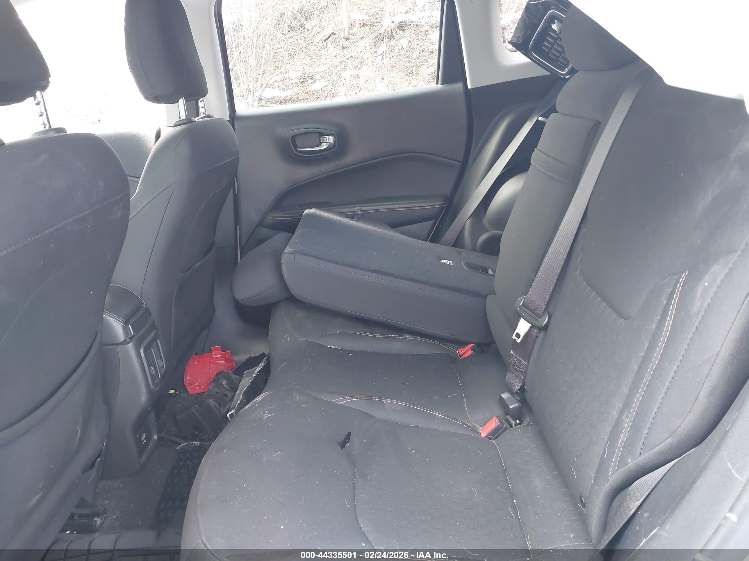 JEEP COMPASS image 8