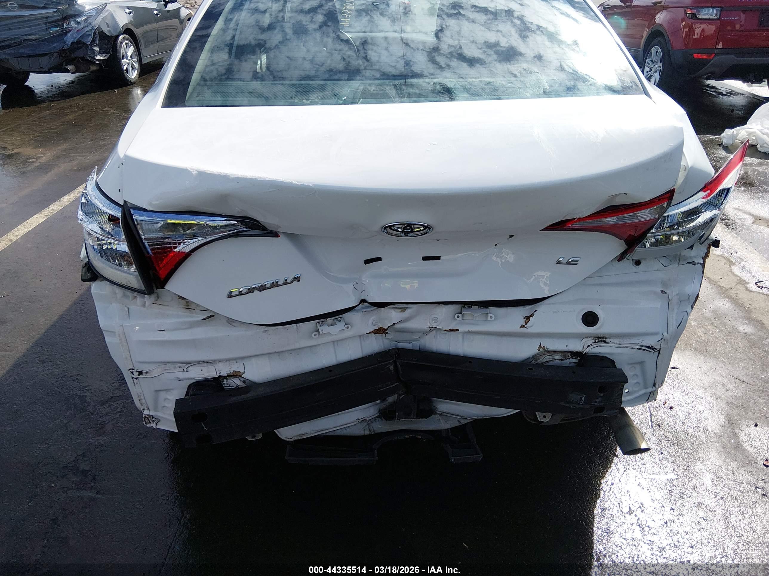 TOYOTA COROLLA image 6