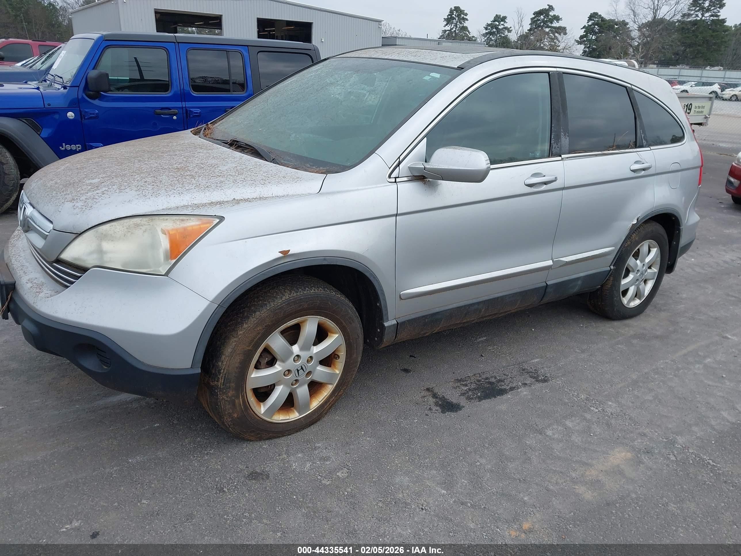 HONDA CR-V image 2