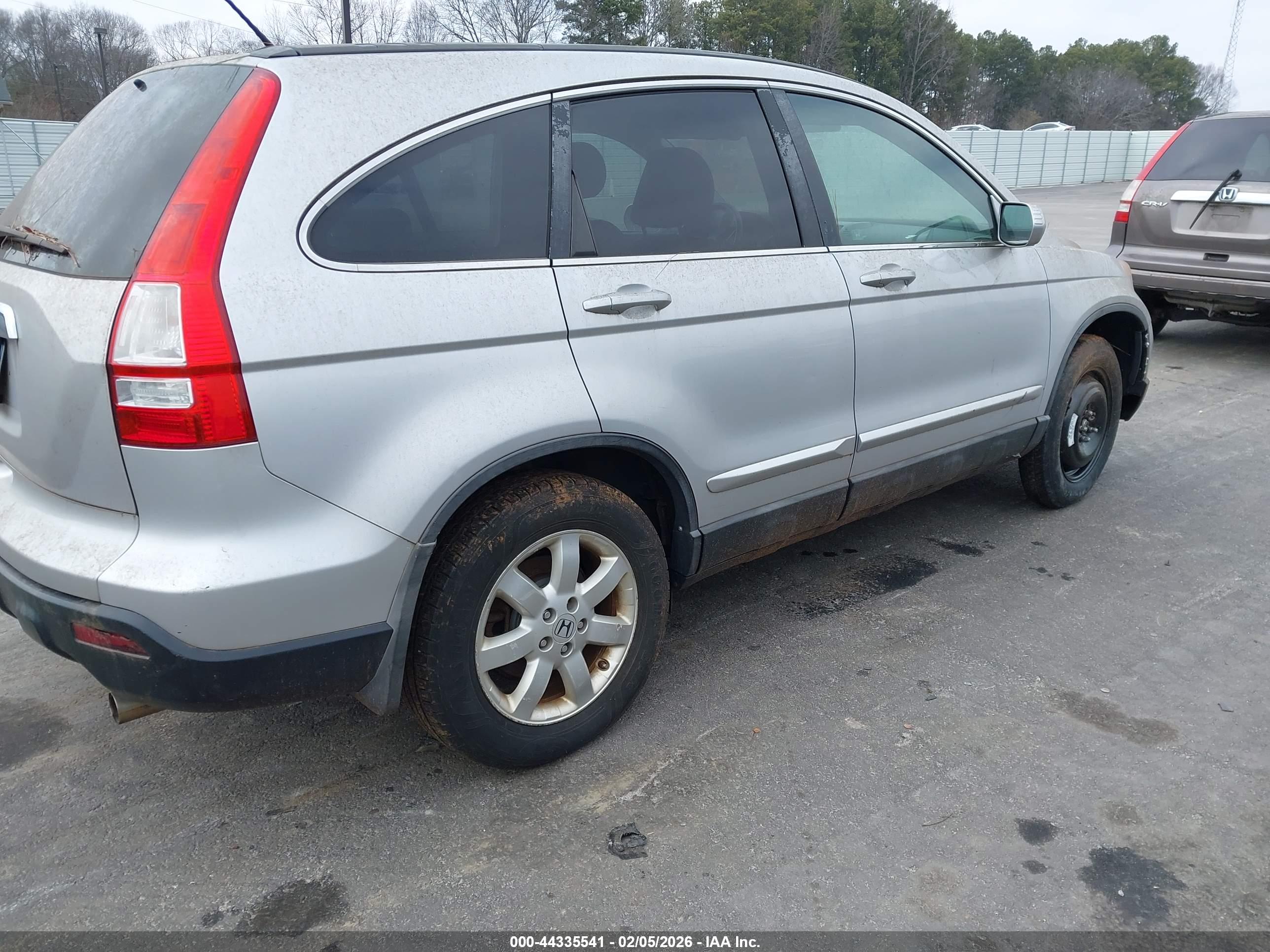 HONDA CR-V image 4