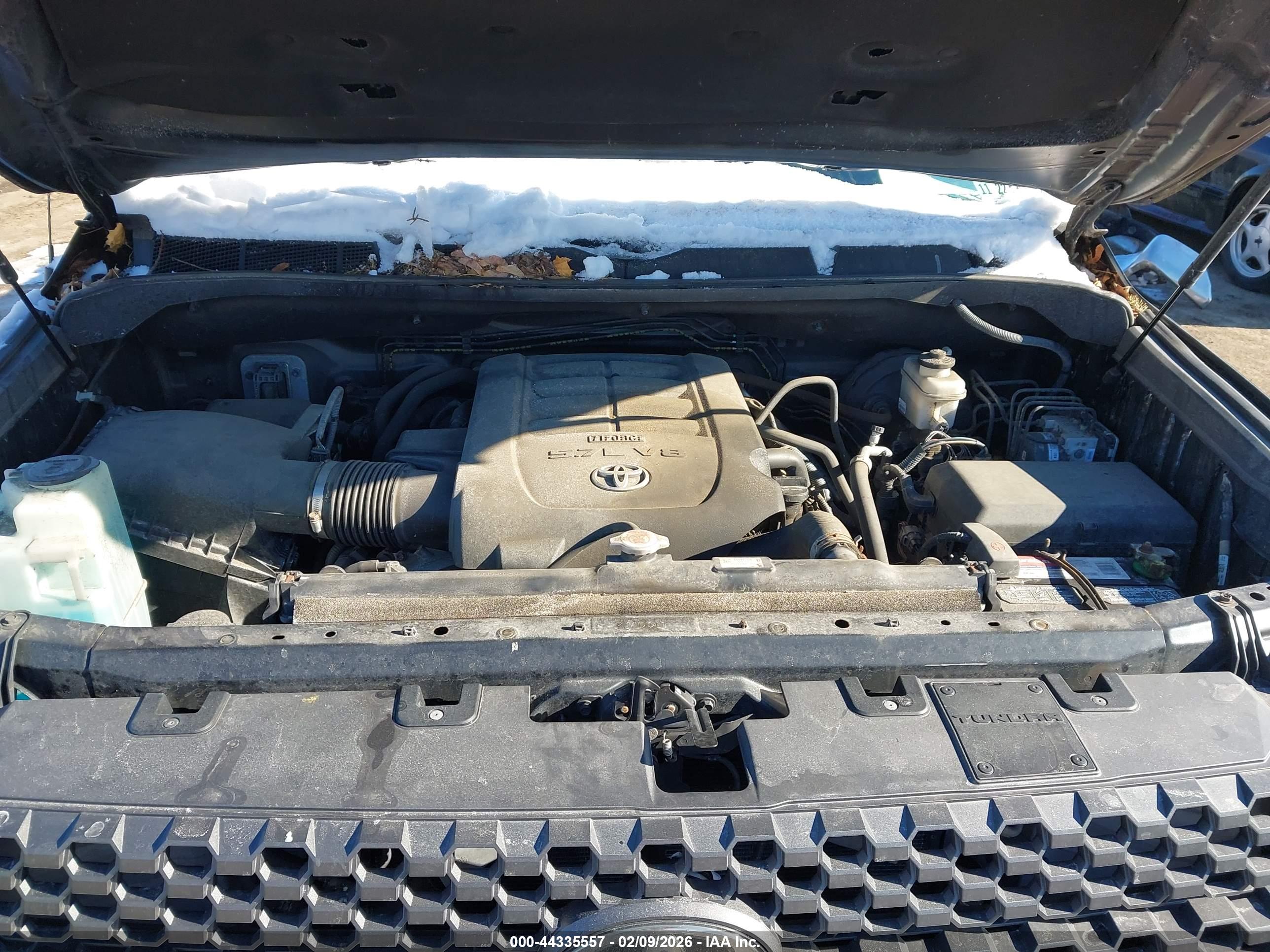 TOYOTA TUNDRA image 10