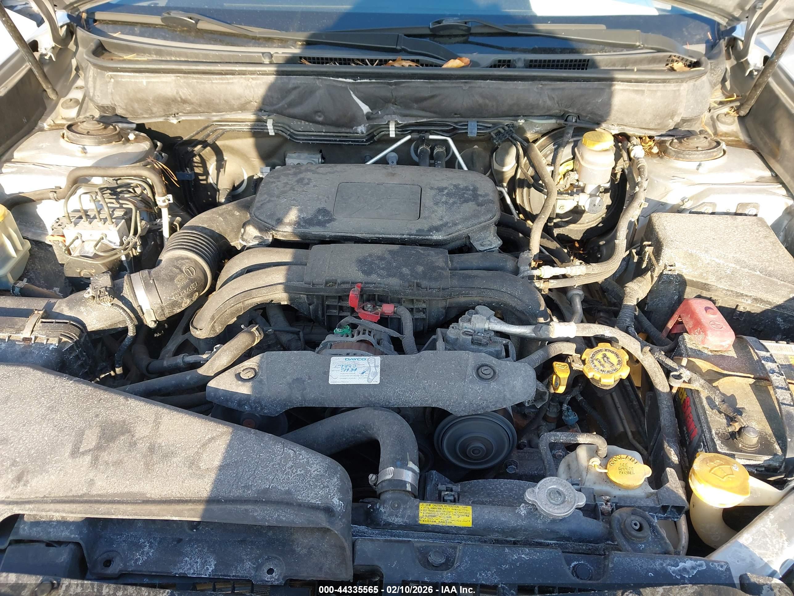 SUBARU OUTBACK image 10