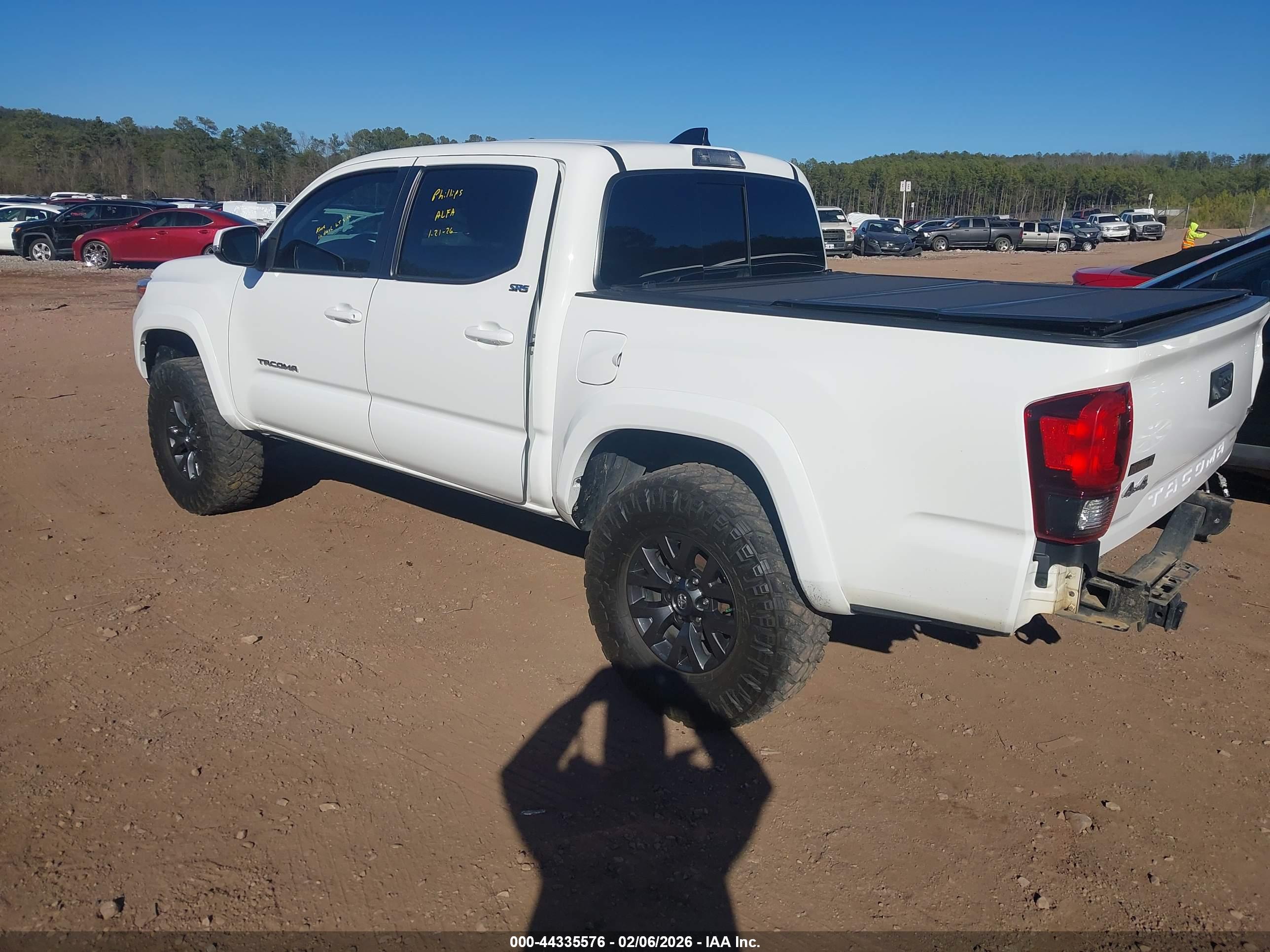 TOYOTA TACOMA image 3