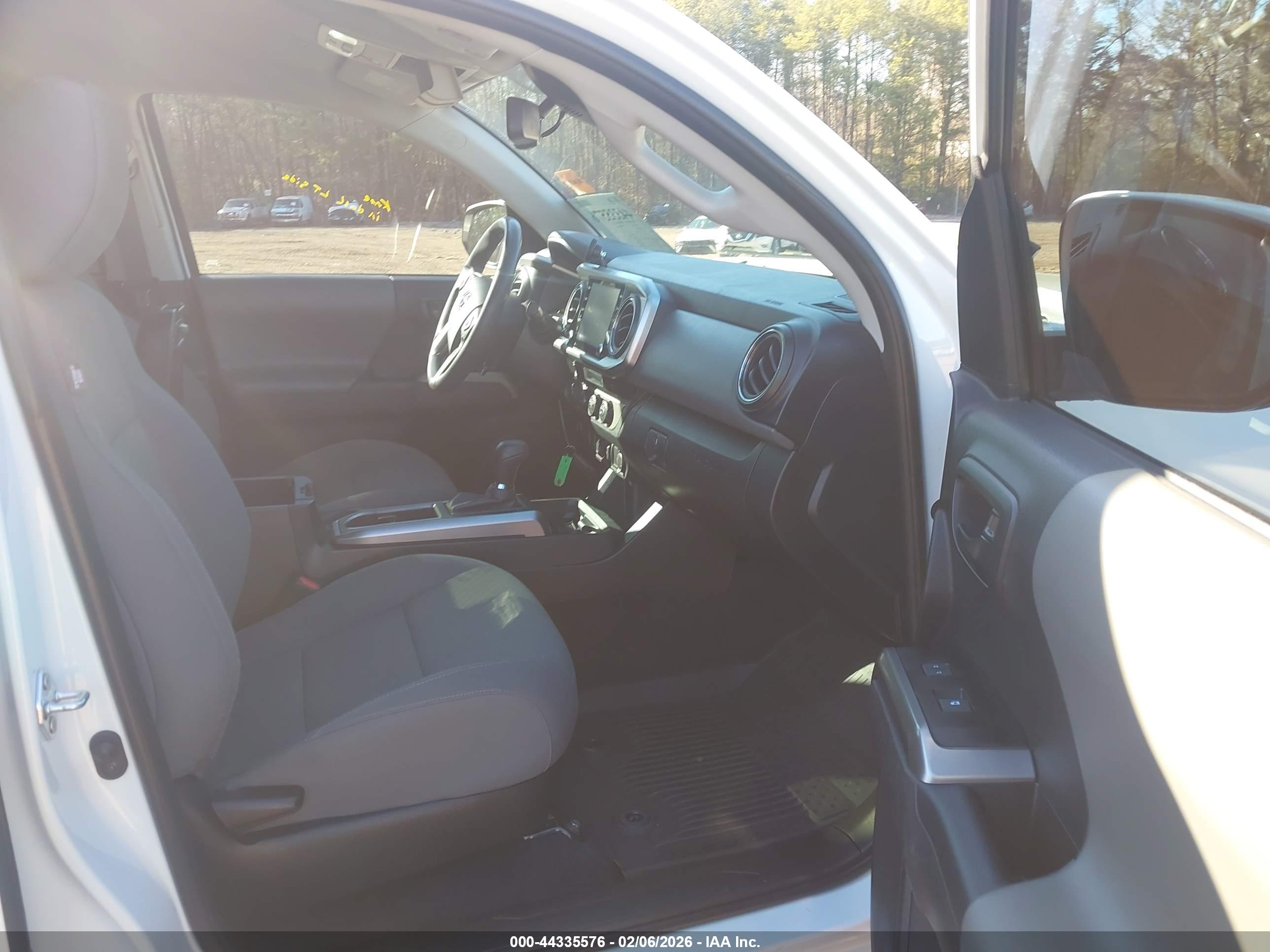 TOYOTA TACOMA image 5