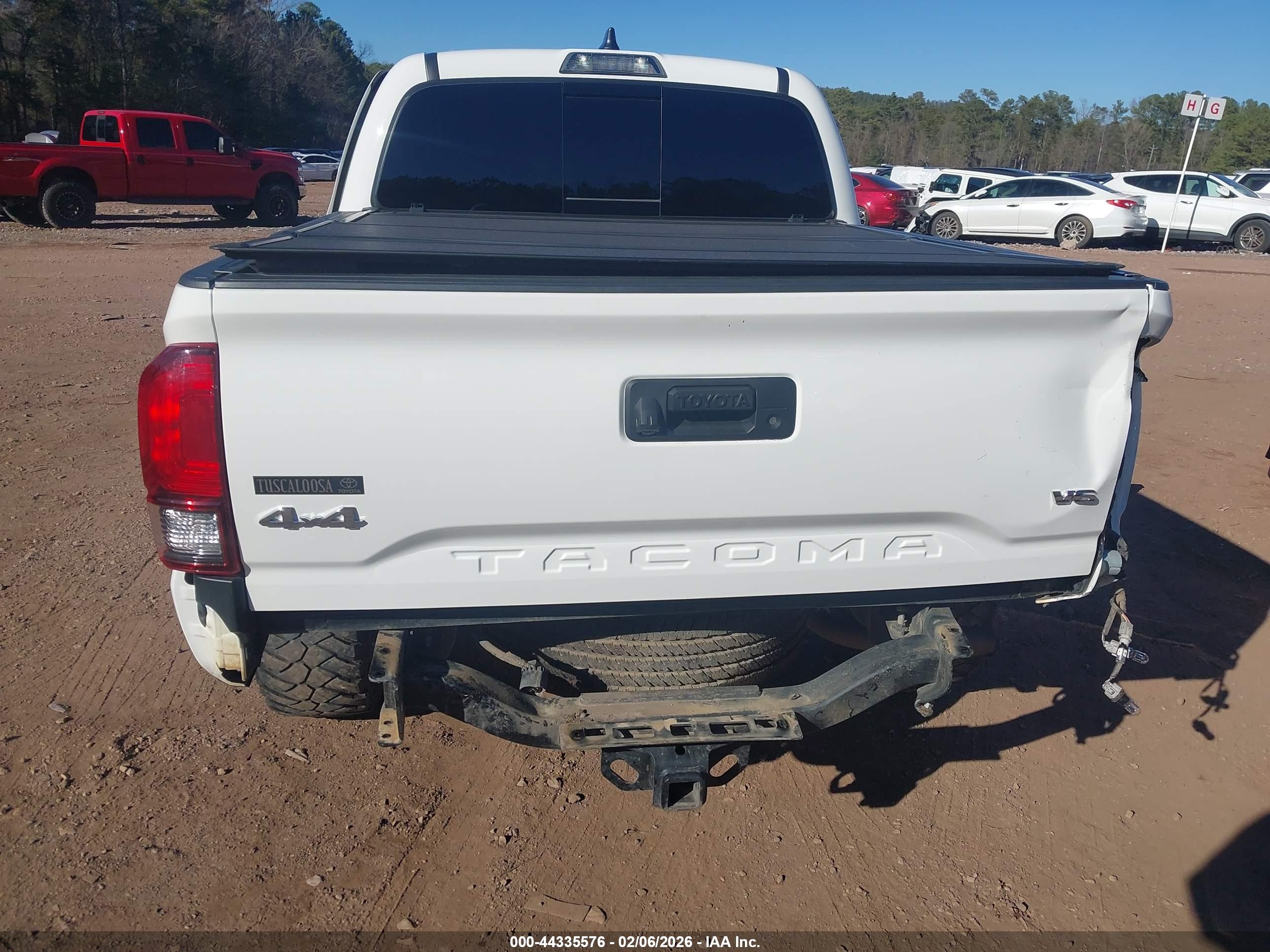 TOYOTA TACOMA image 6
