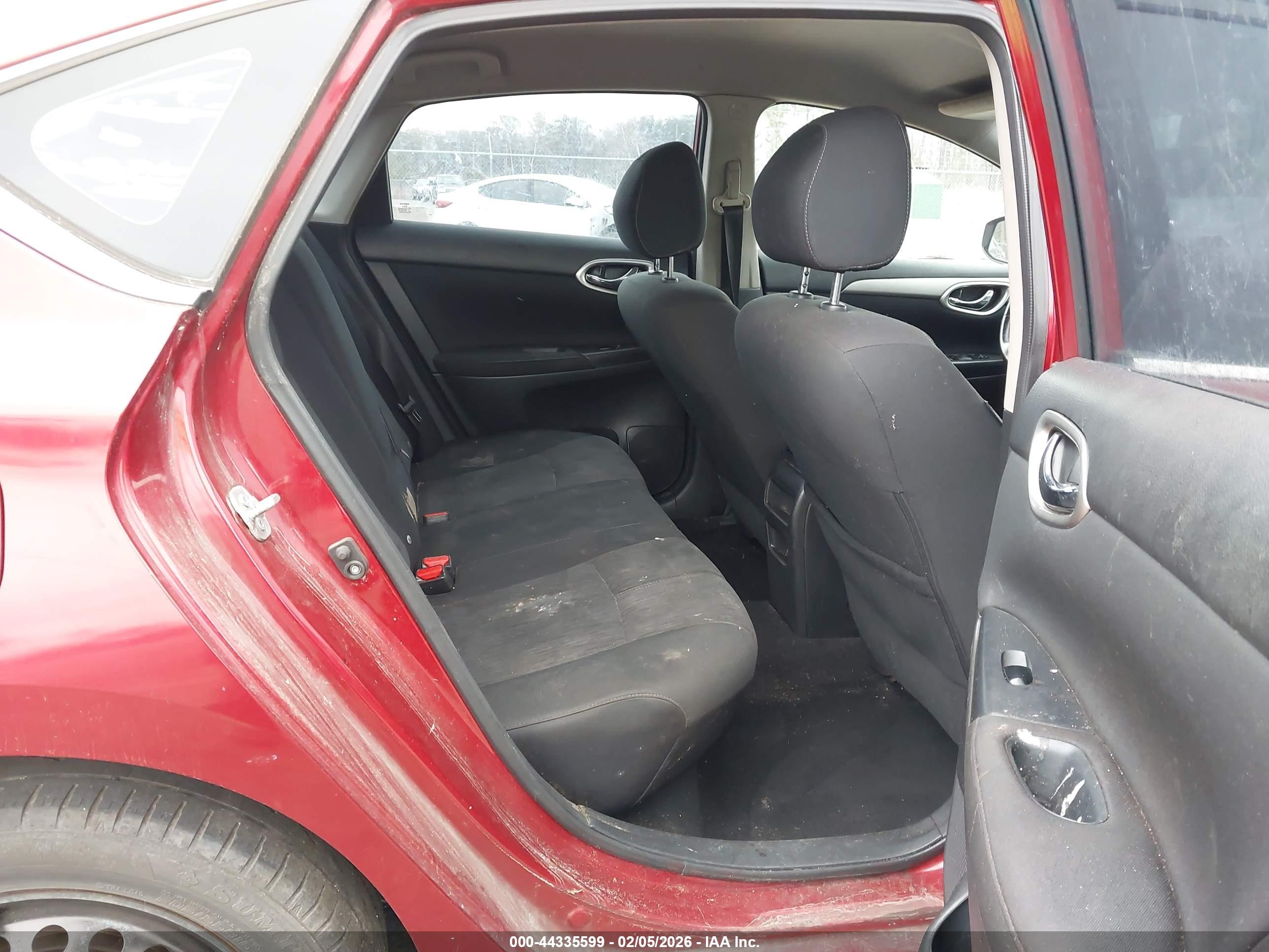 NISSAN SENTRA image 8
