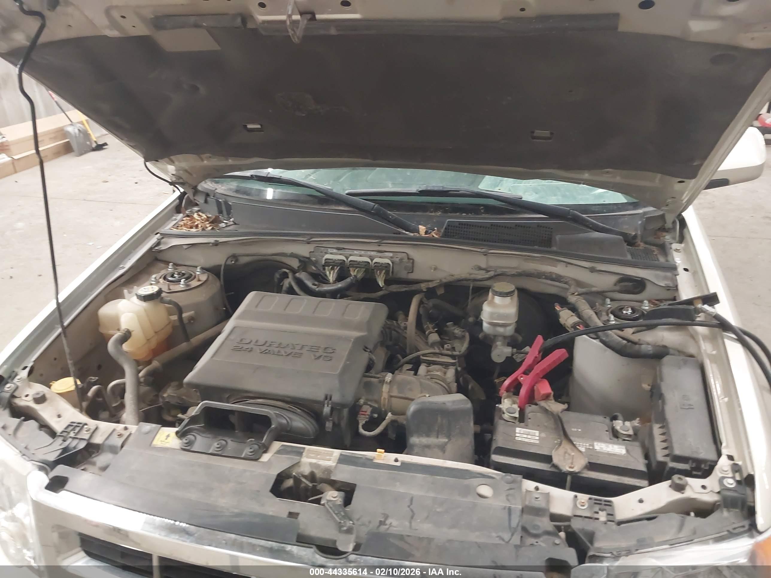 FORD ESCAPE image 10
