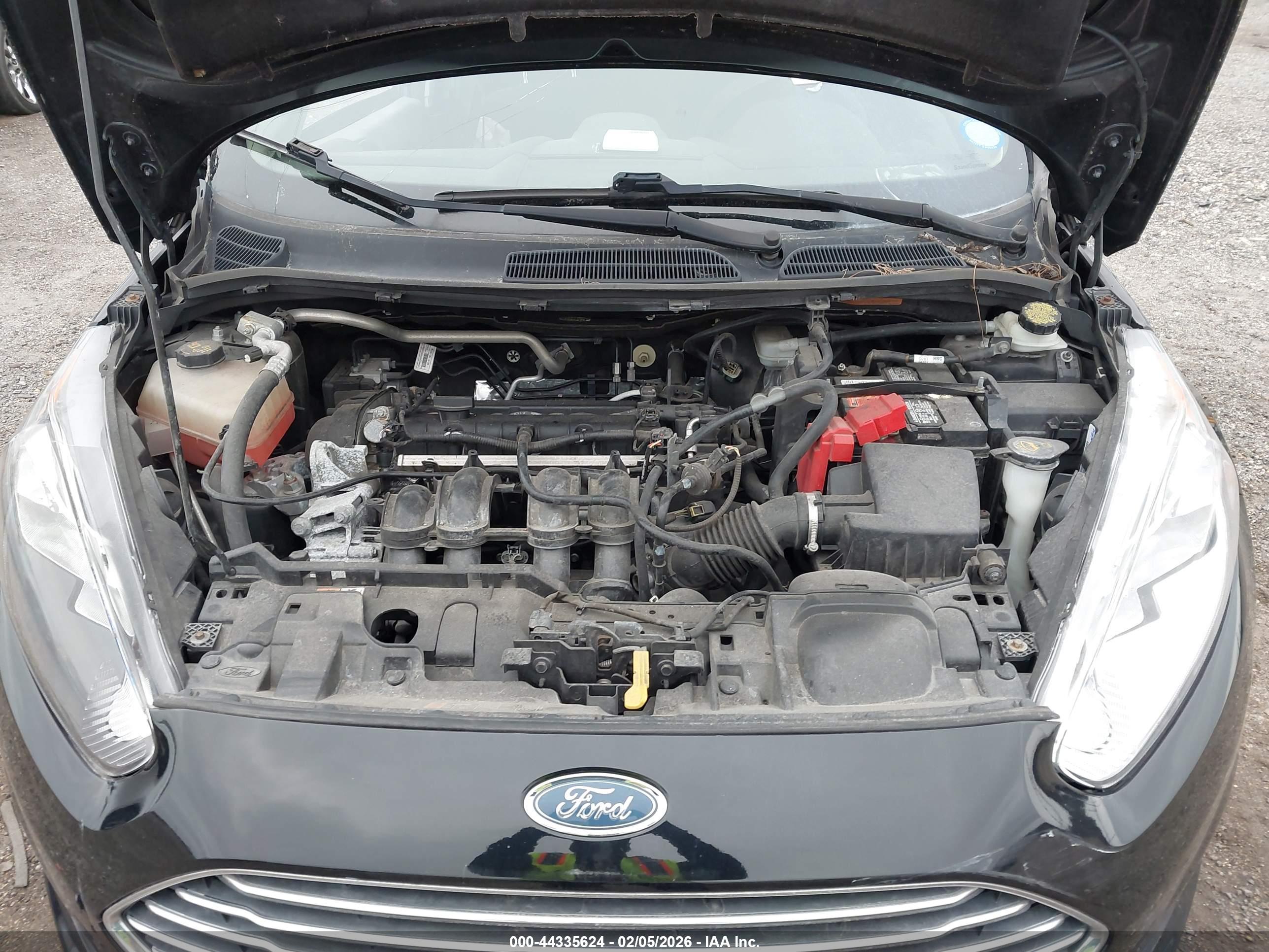 FORD FIESTA image 10