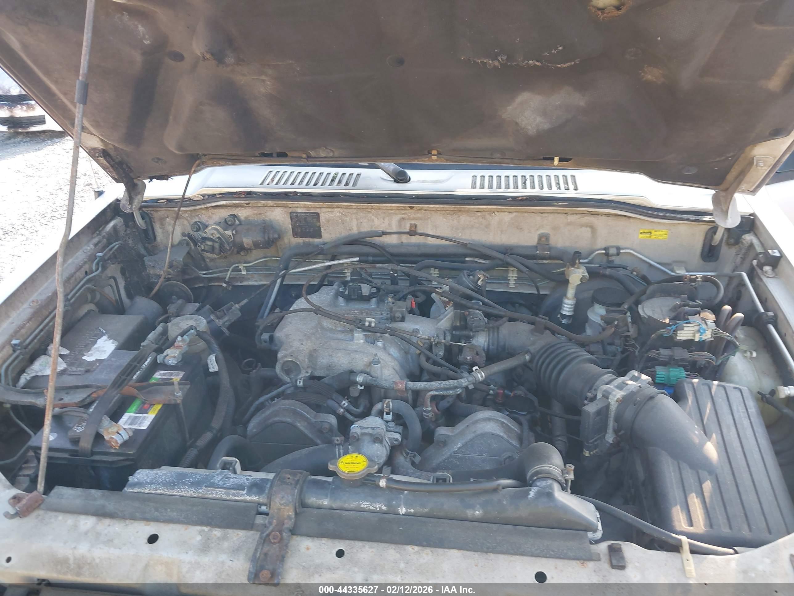 ISUZU TROOPER image 10