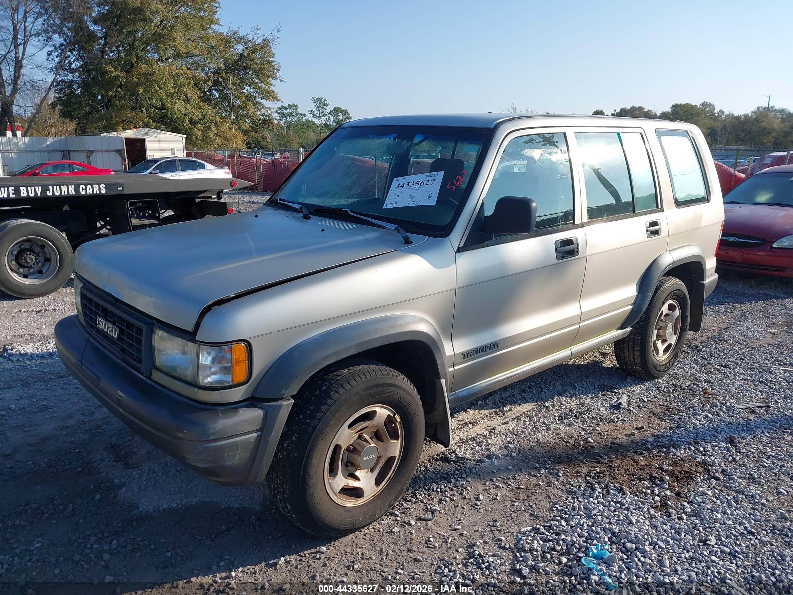 ISUZU TROOPER image 2