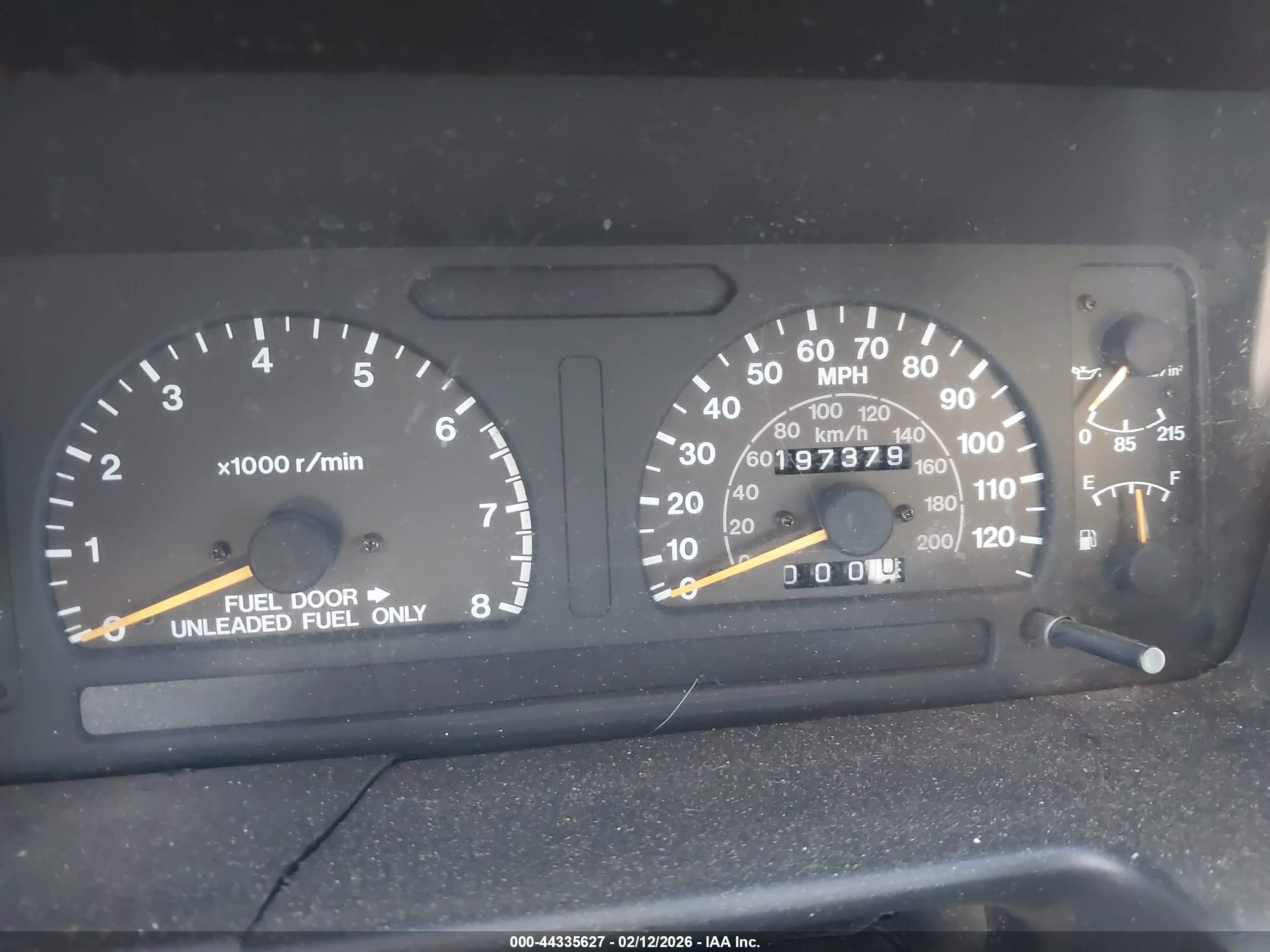 ISUZU TROOPER image 7