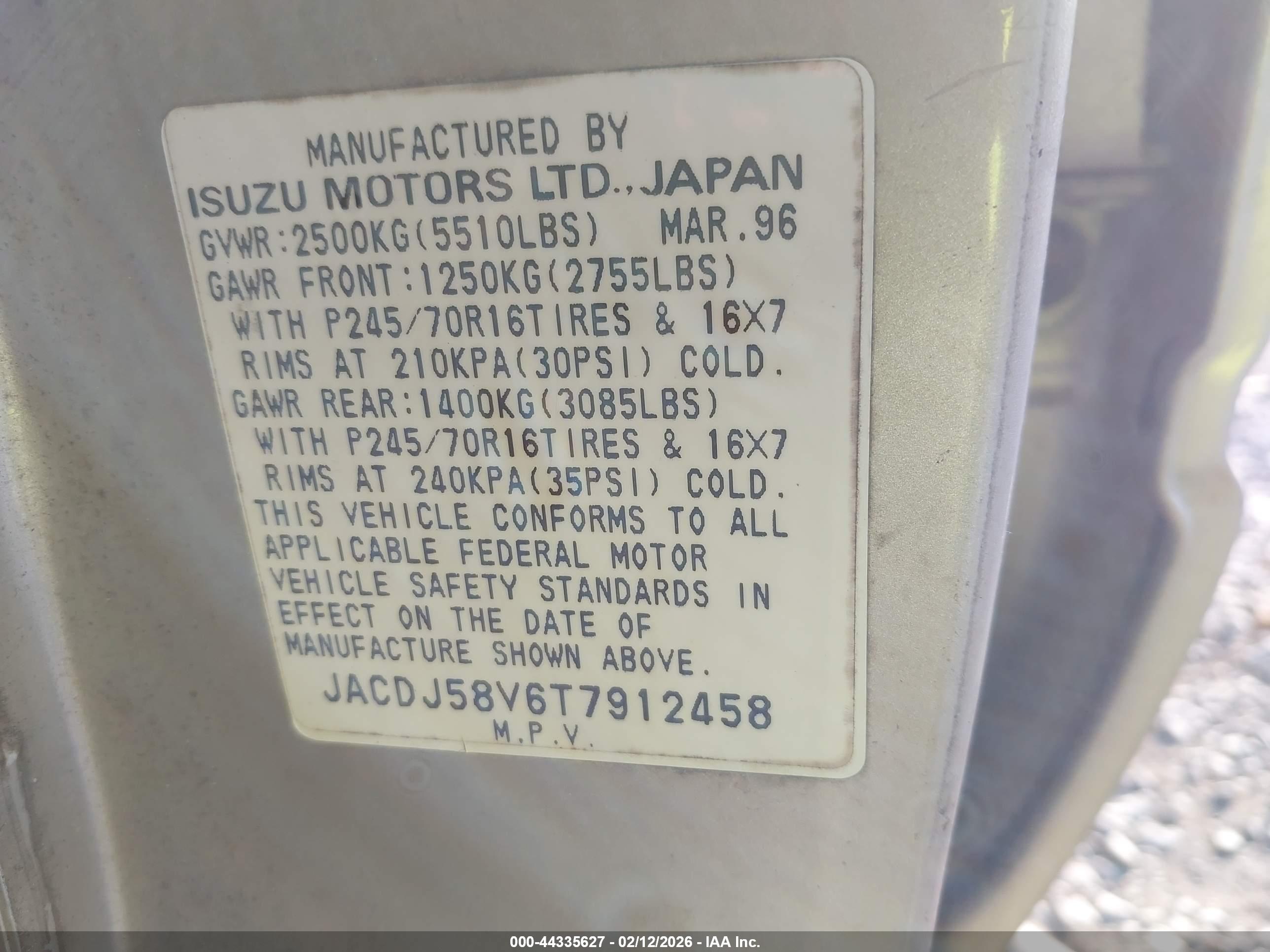 ISUZU TROOPER image 9