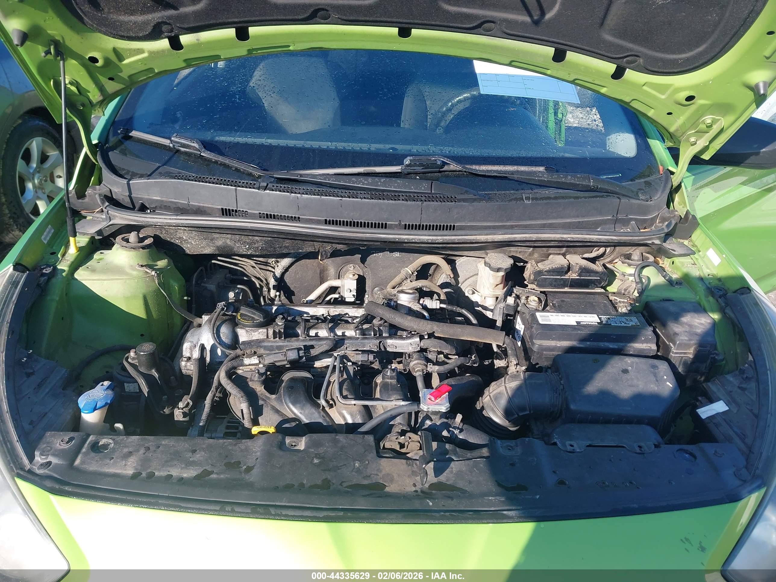 HYUNDAI ACCENT image 10
