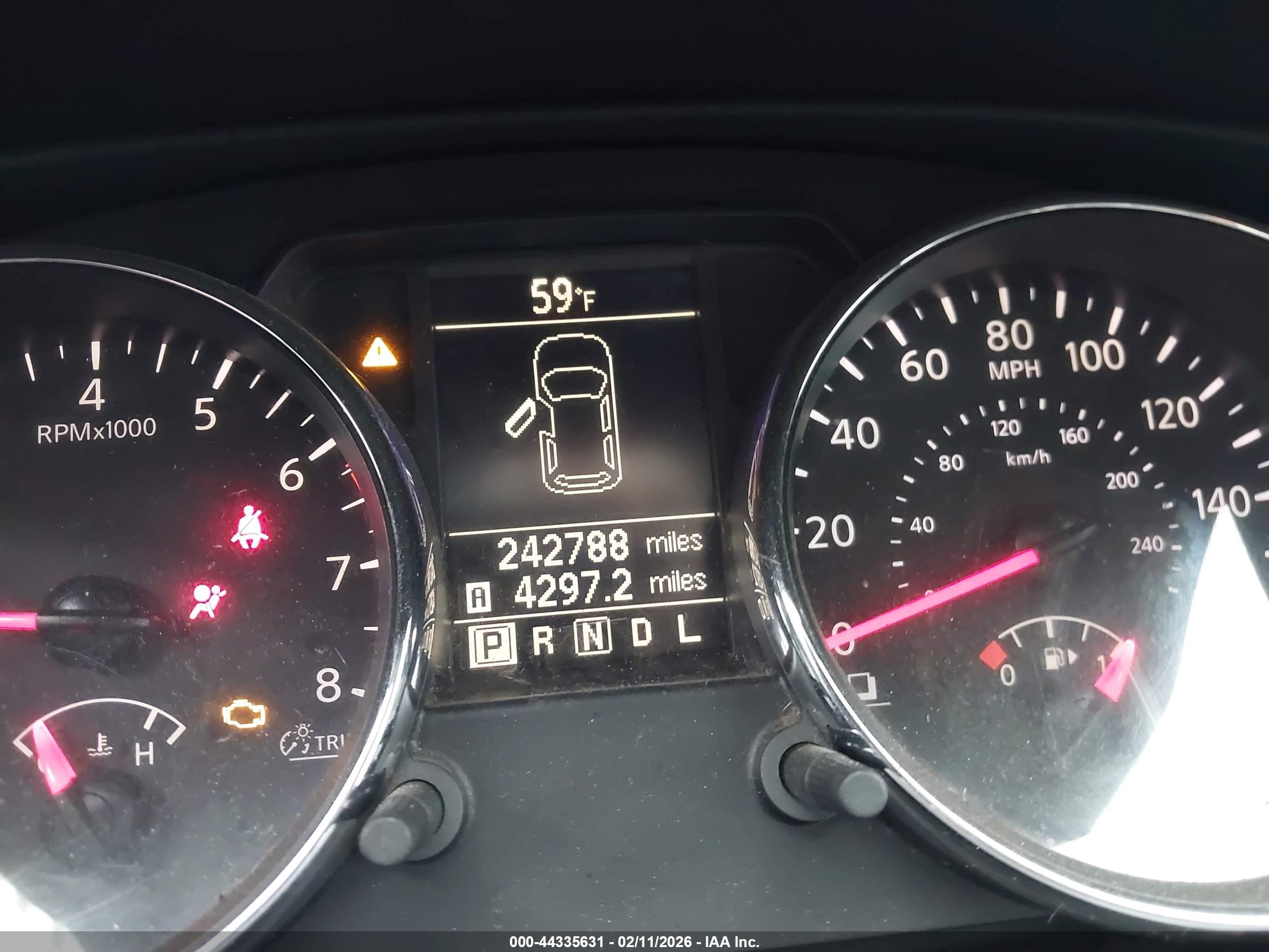 NISSAN ROGUE image 7