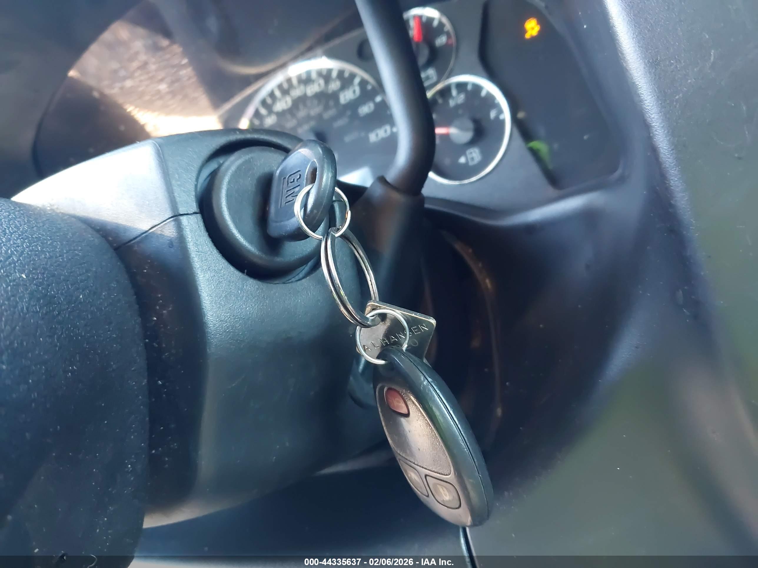 CHEVROLET EXPRESS image 11