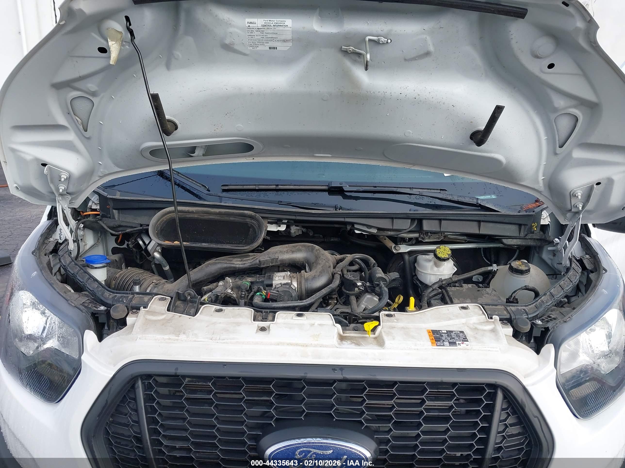 FORD TRANSIT-250 image 10