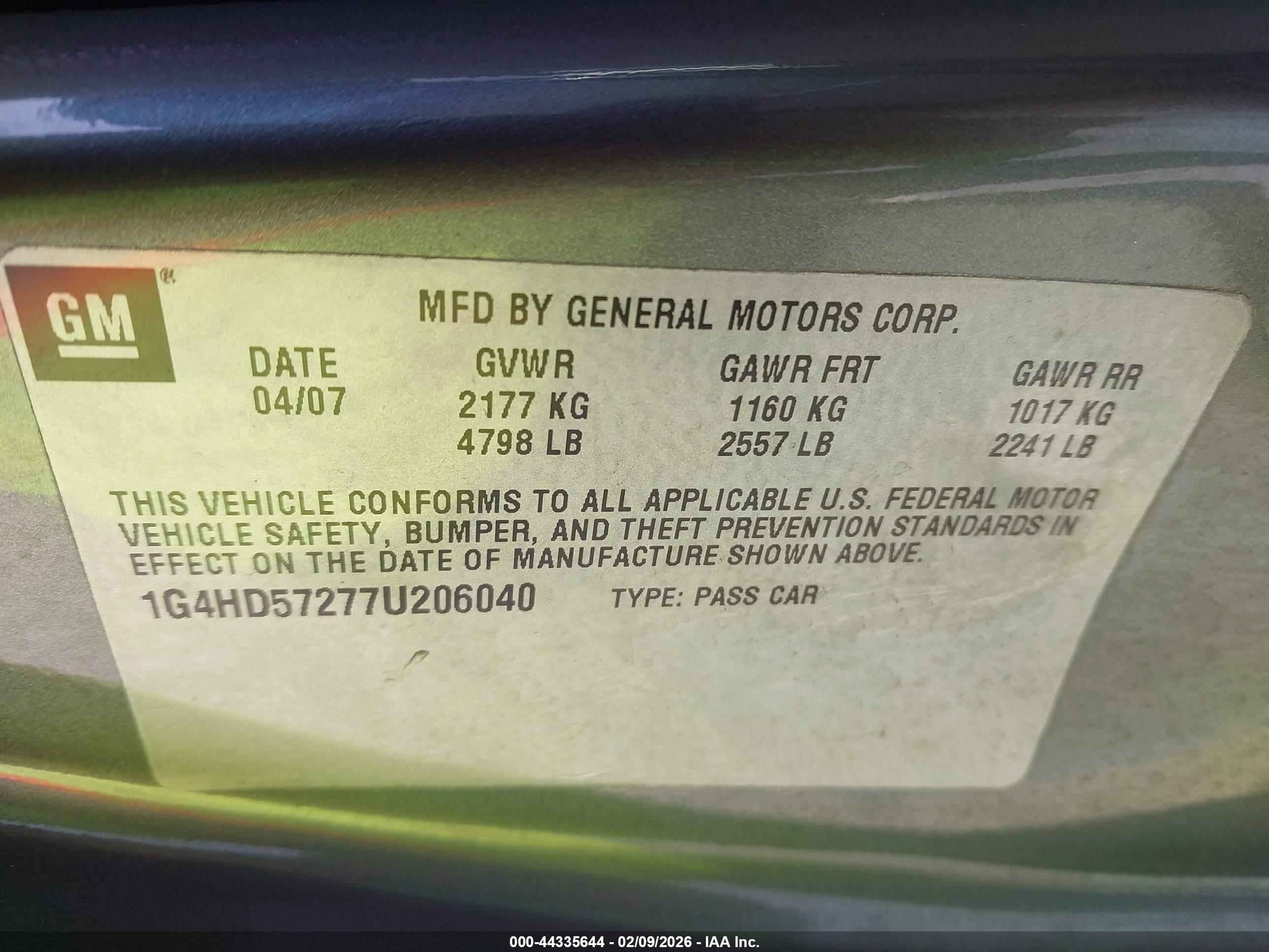 BUICK LUCERNE image 9