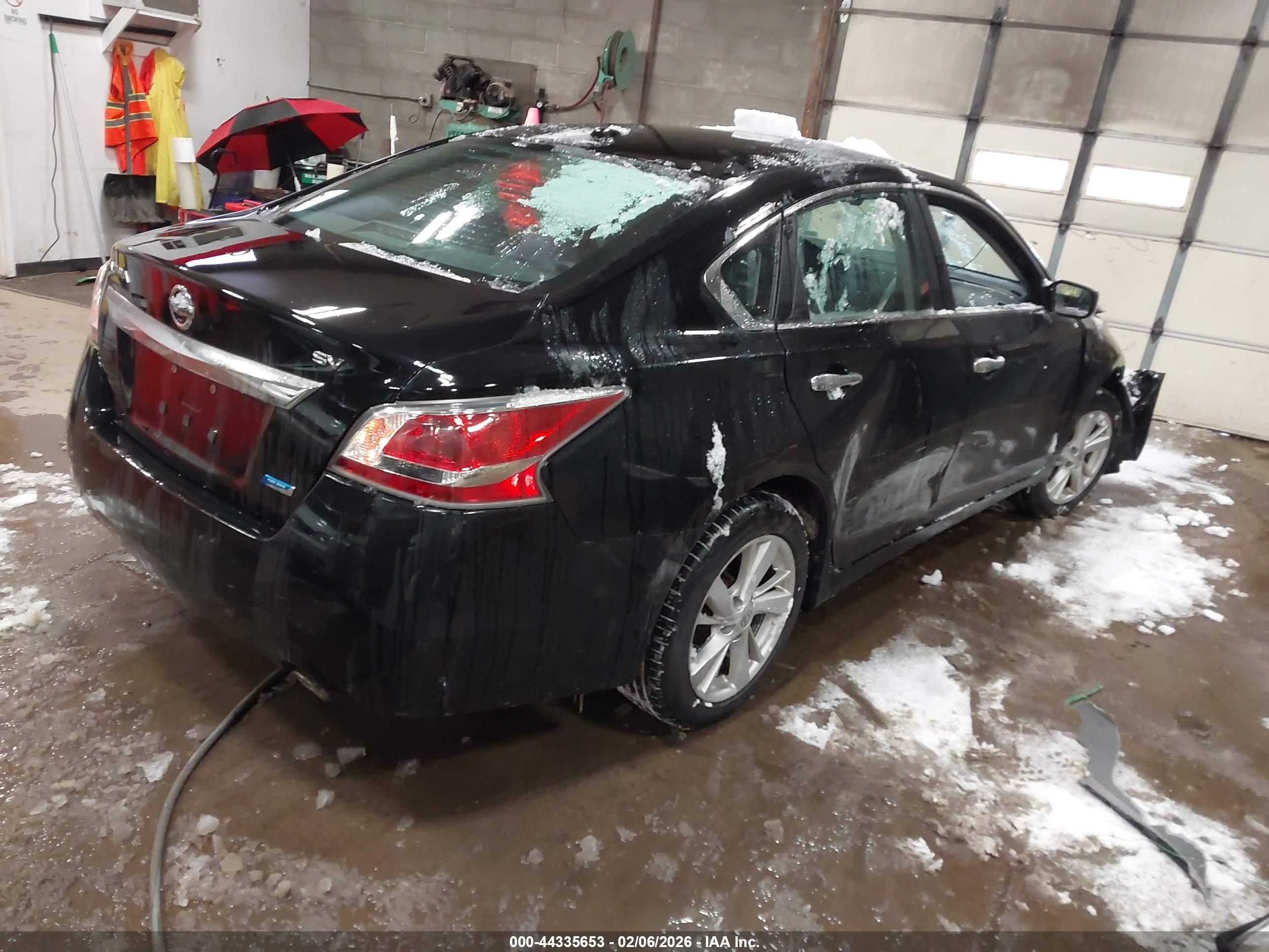 NISSAN ALTIMA image 4