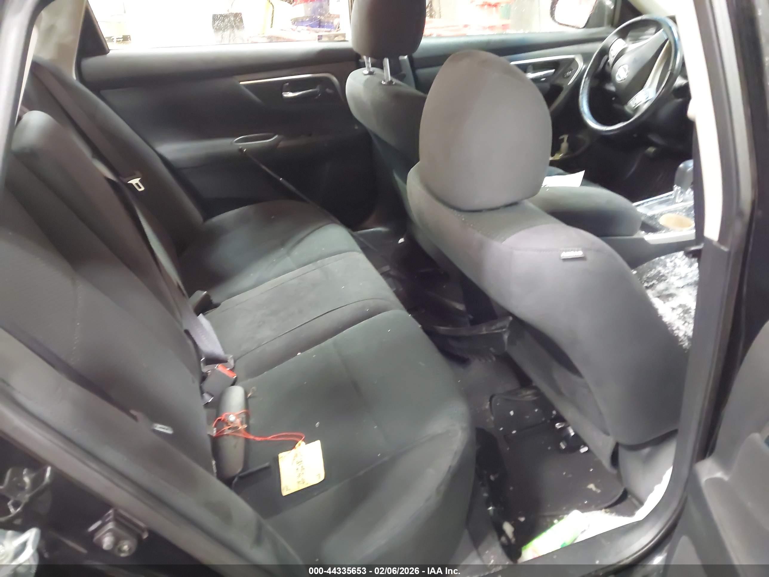 NISSAN ALTIMA image 8