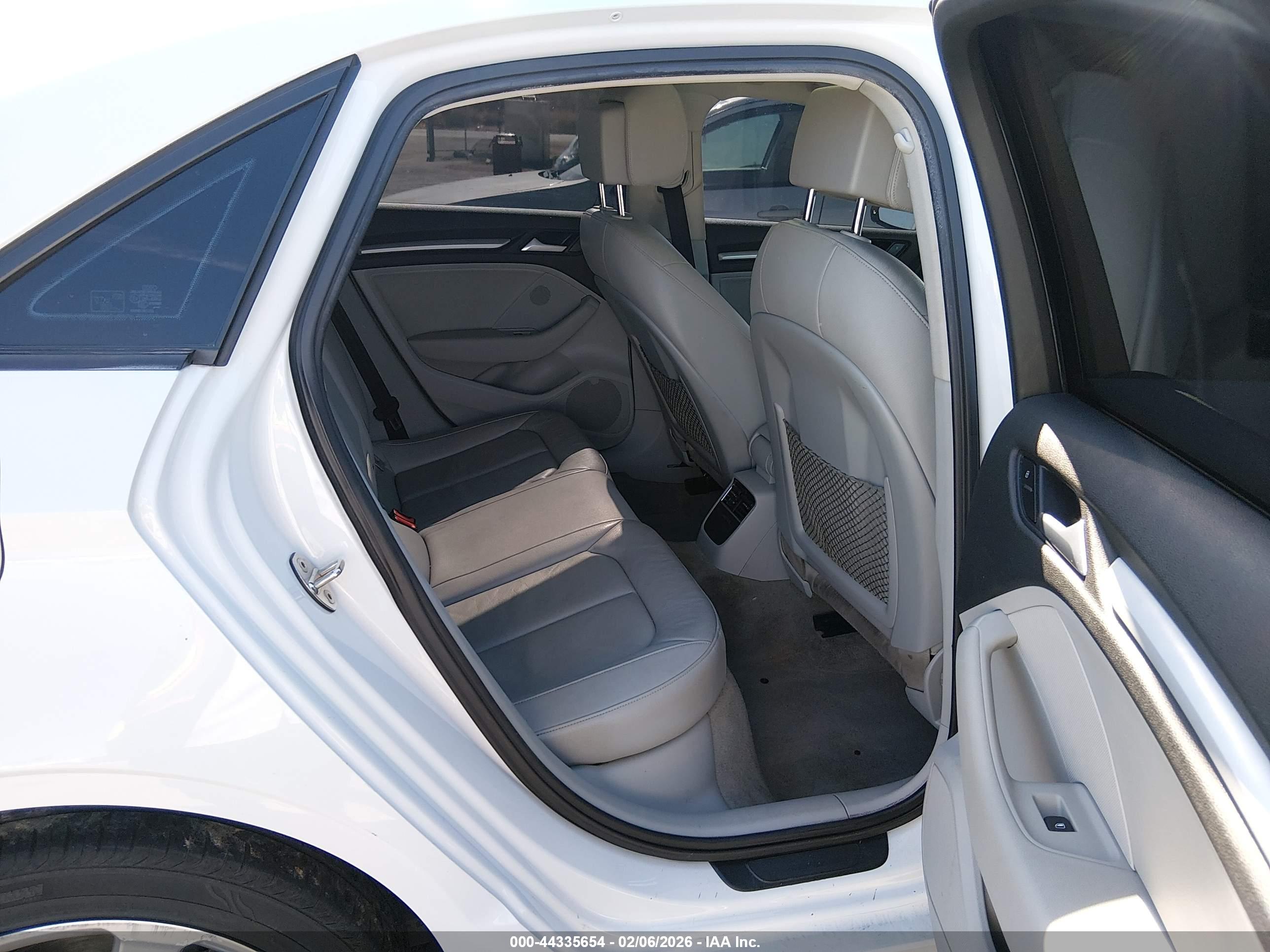 AUDI A3 image 8