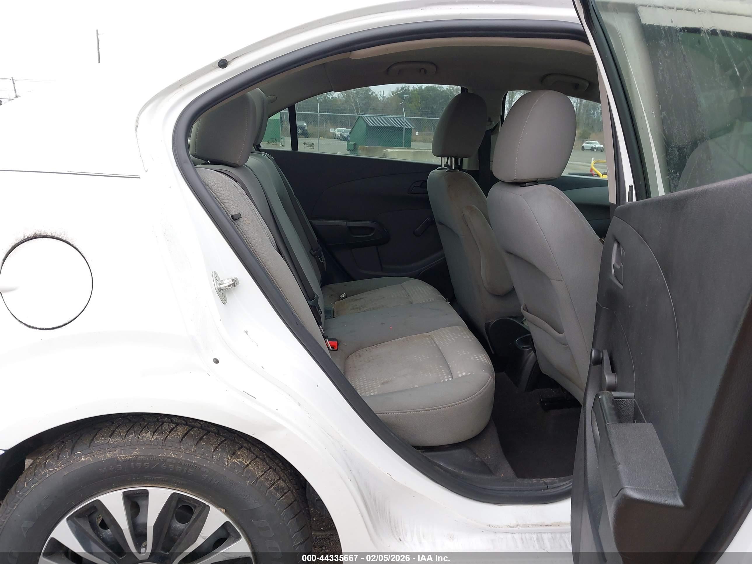 CHEVROLET SONIC image 8