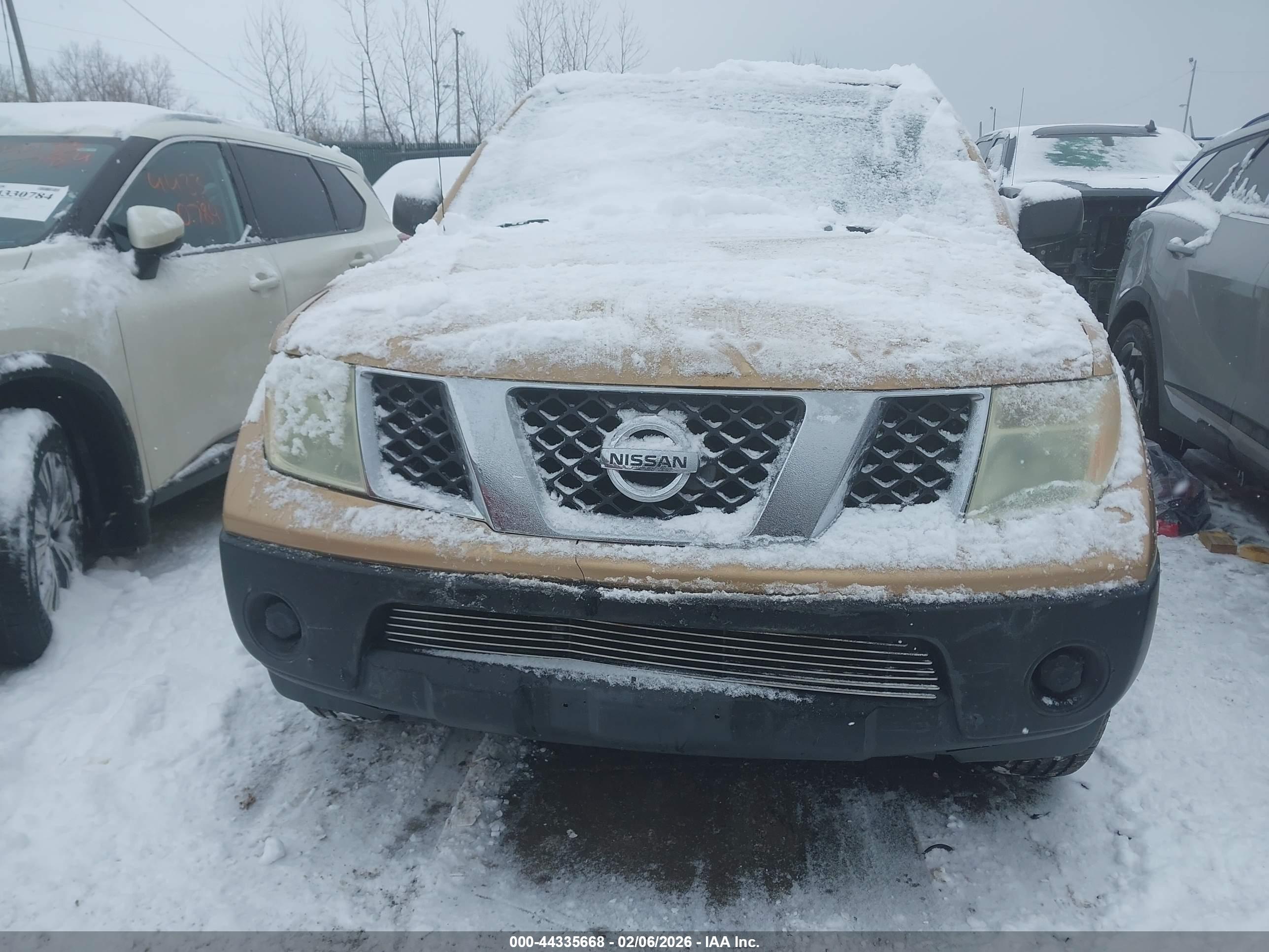 NISSAN FRONTIER image 6