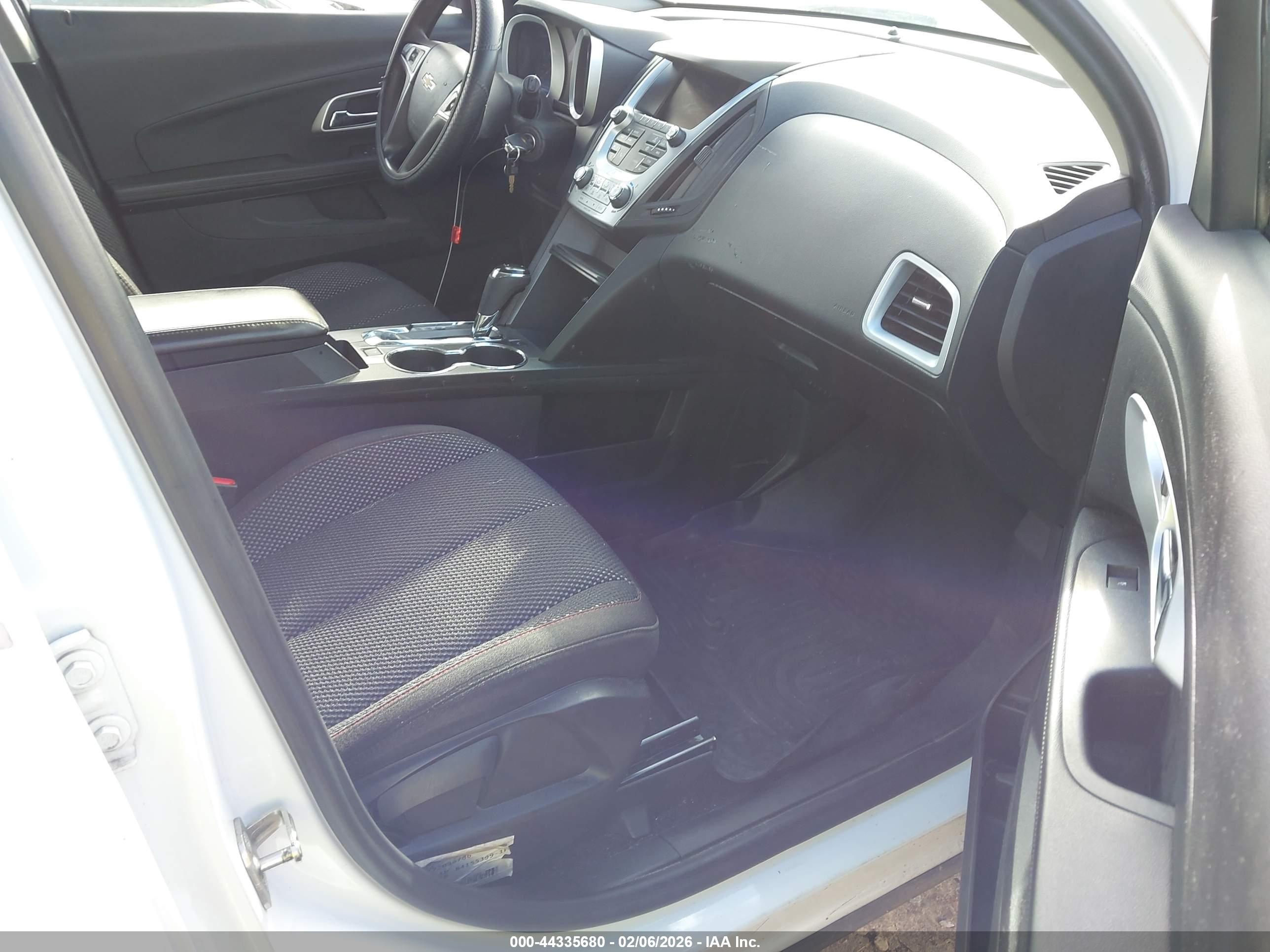 CHEVROLET EQUINOX image 5