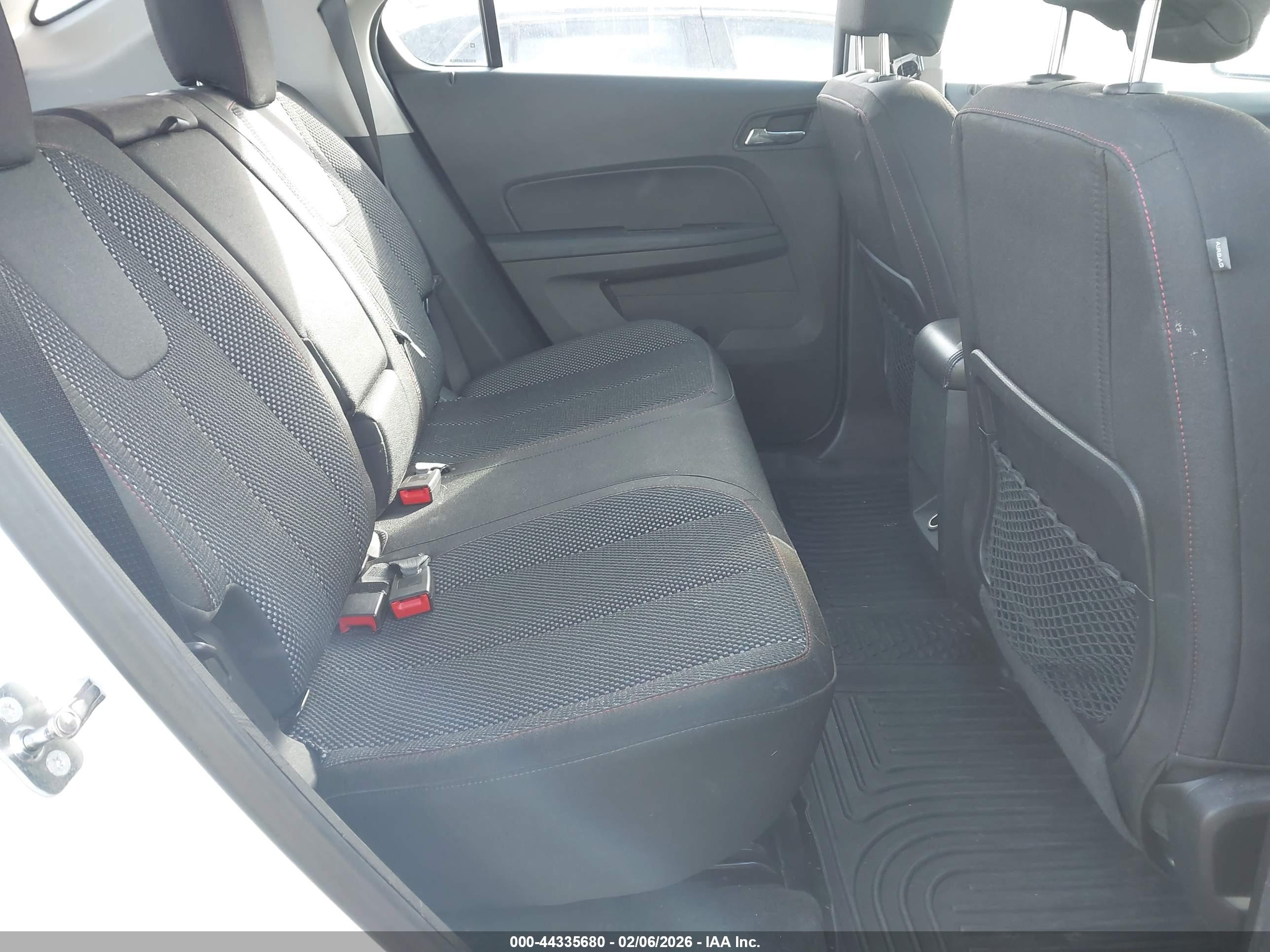 CHEVROLET EQUINOX image 8
