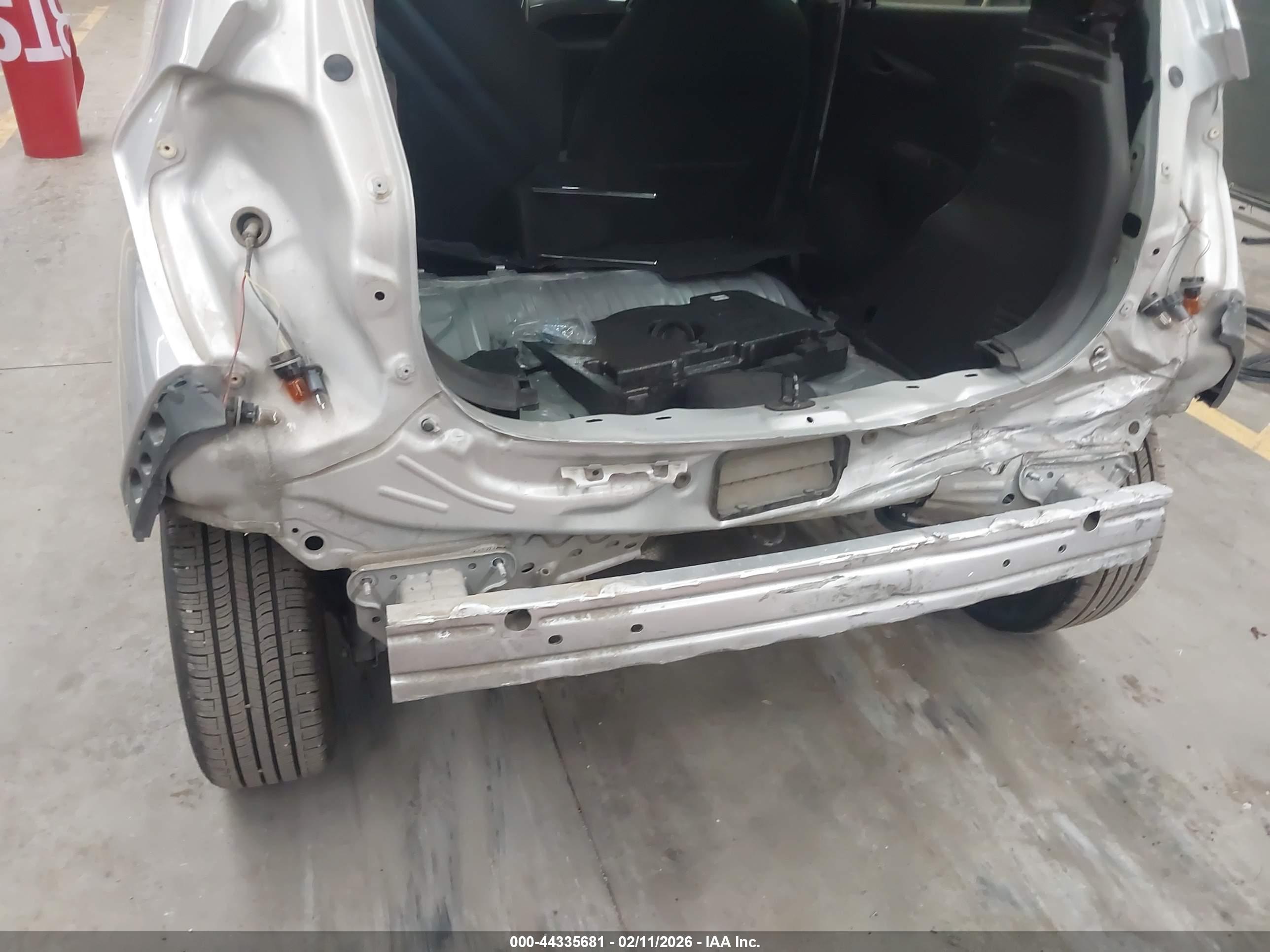 CHEVROLET SPARK image 6