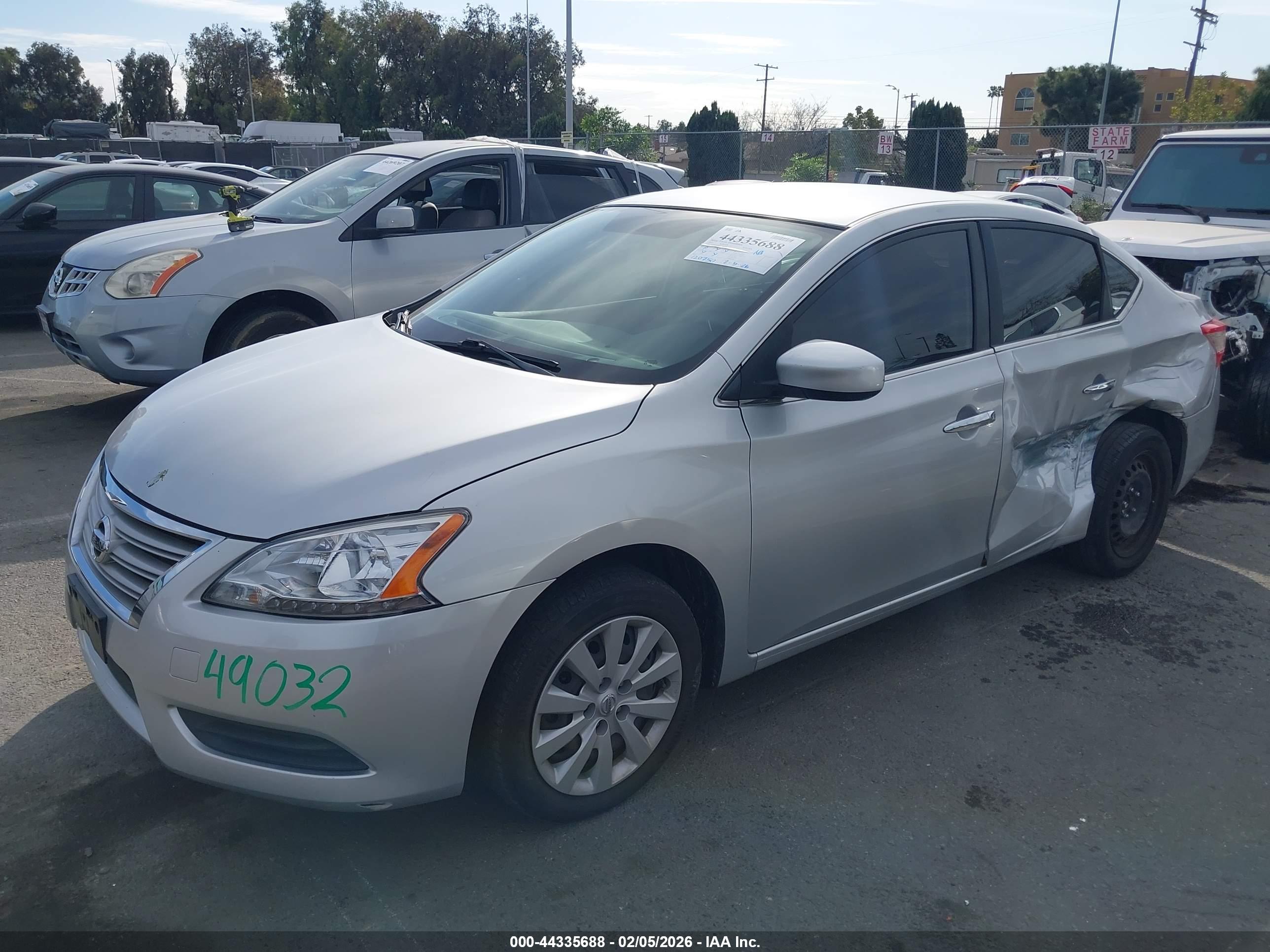 NISSAN SENTRA image 2