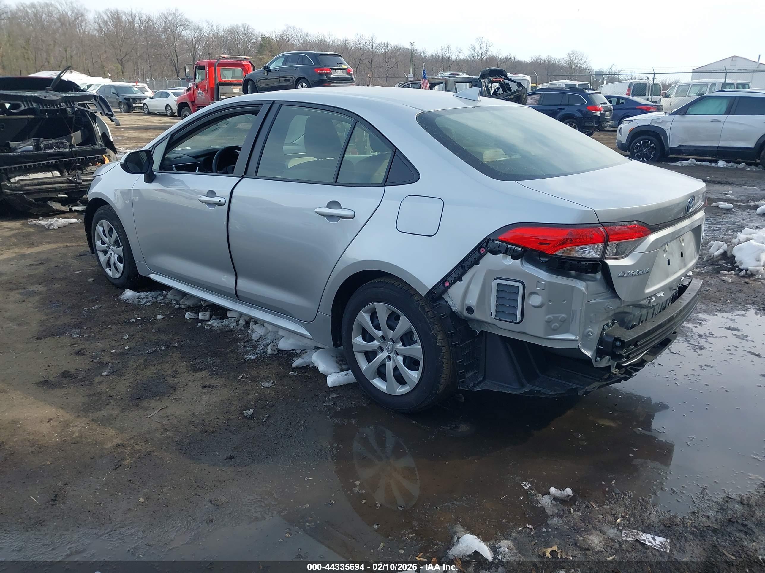 TOYOTA COROLLA image 3
