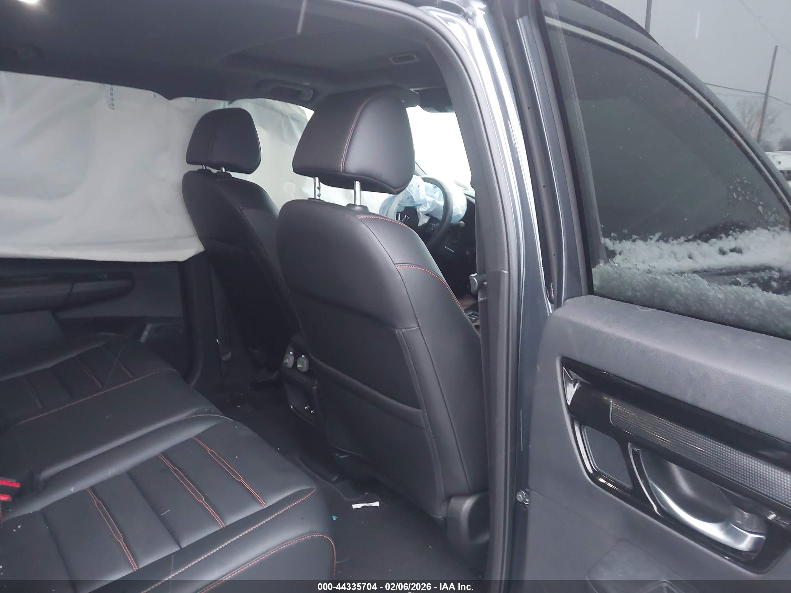 HONDA CR-V image 8