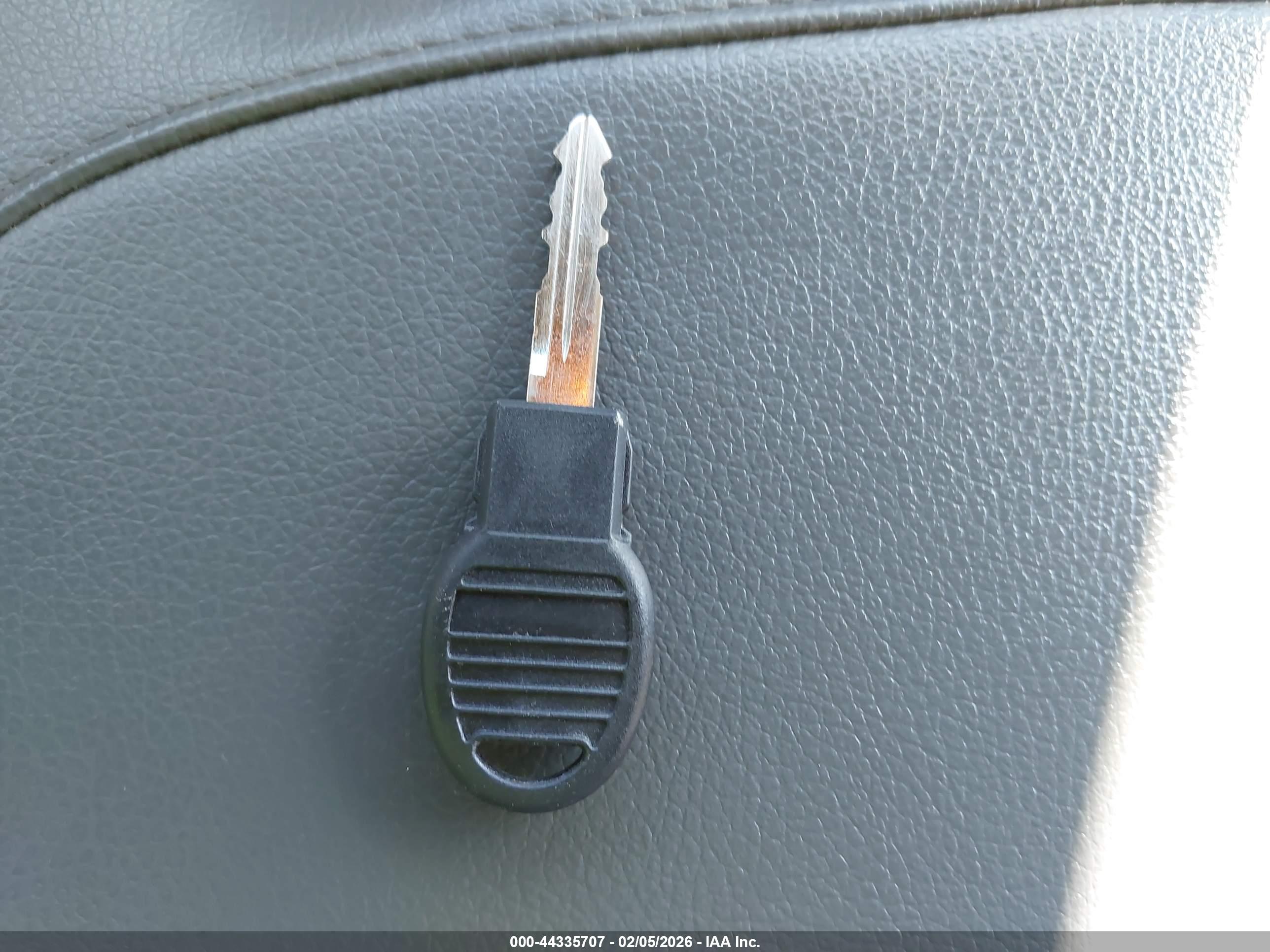 RAM 2500 image 11