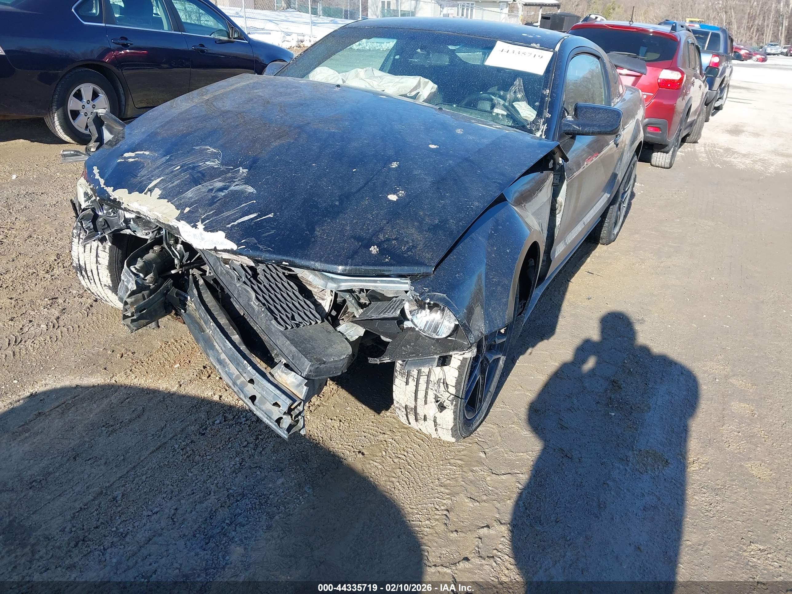 FORD MUSTANG image 6