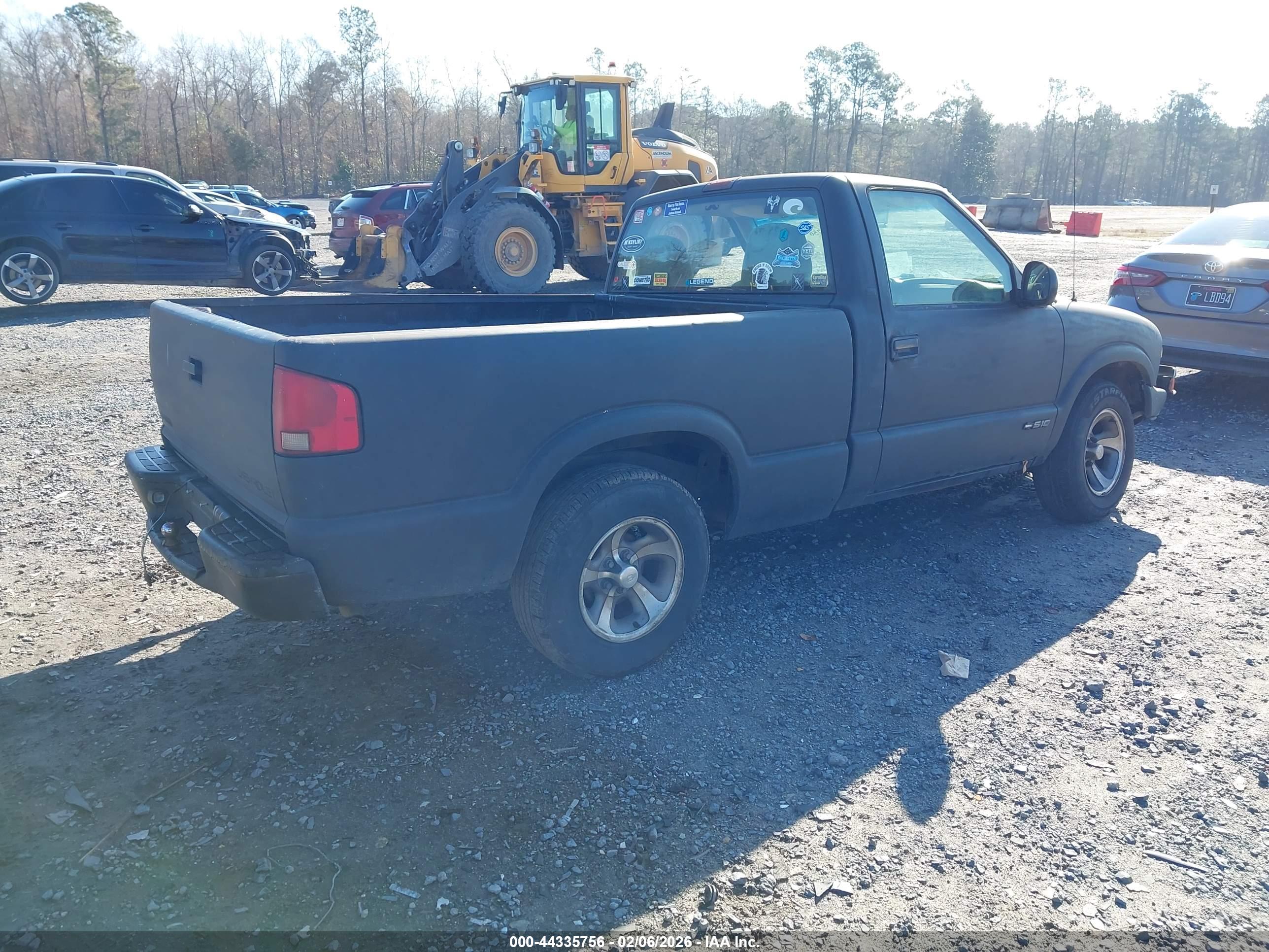 CHEVROLET S-10 image 4