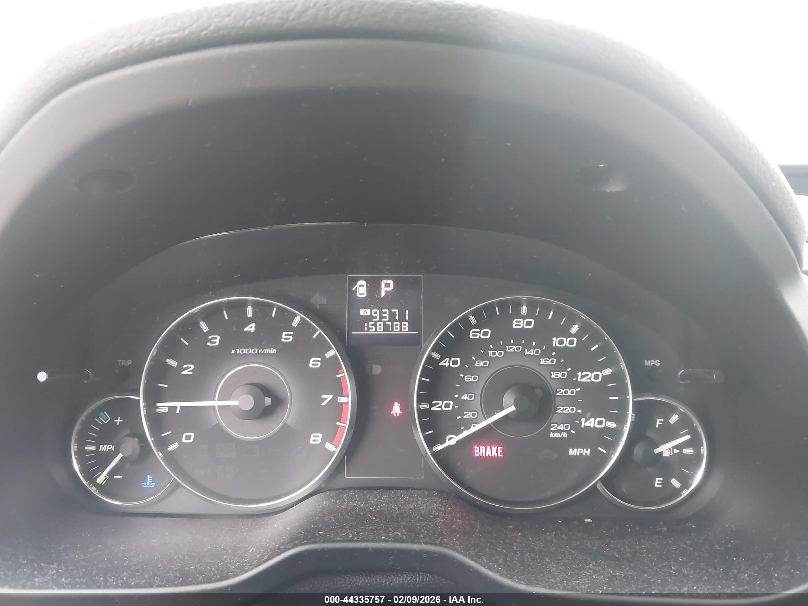 SUBARU OUTBACK image 7