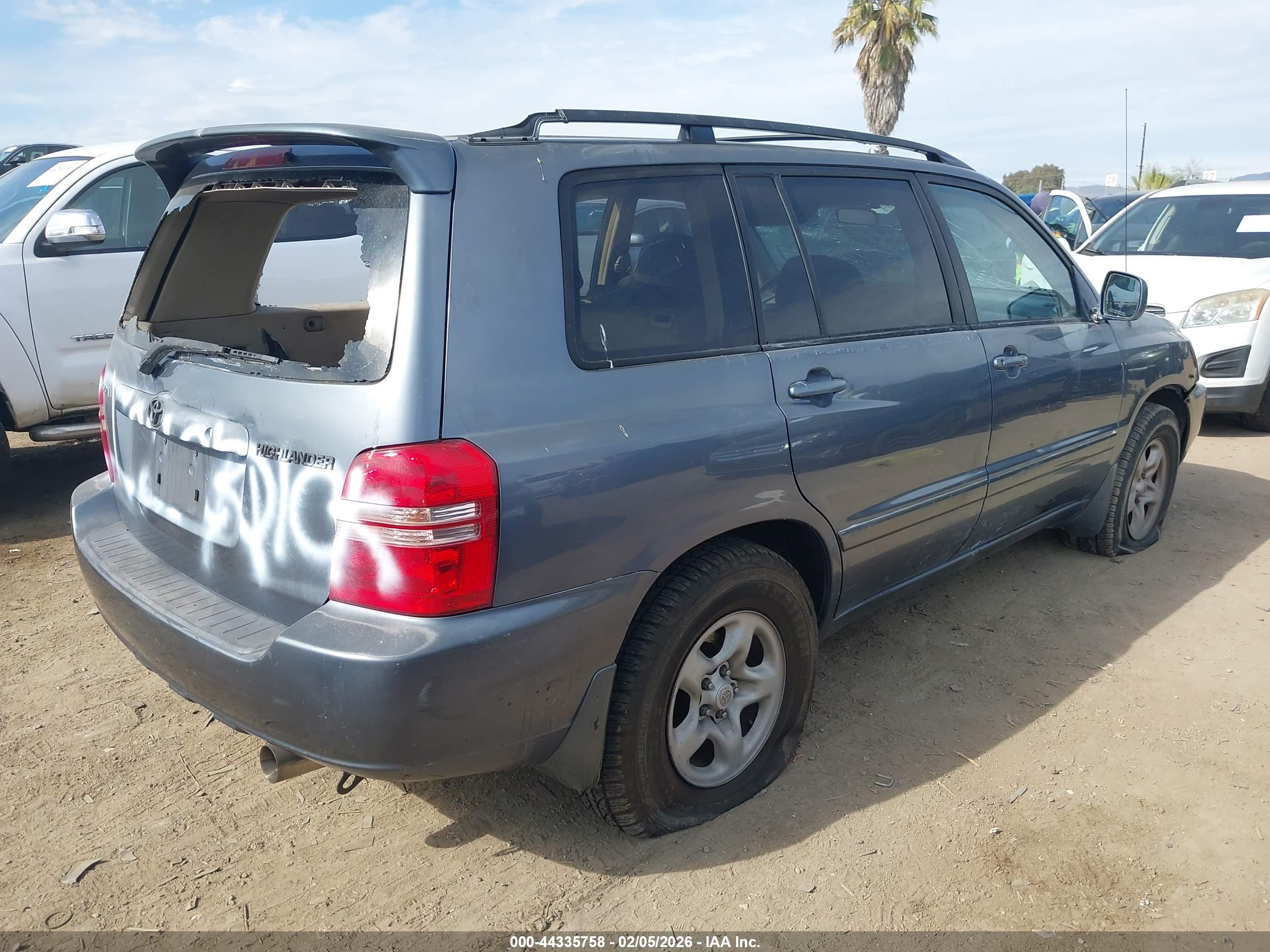 TOYOTA HIGHLANDER image 4