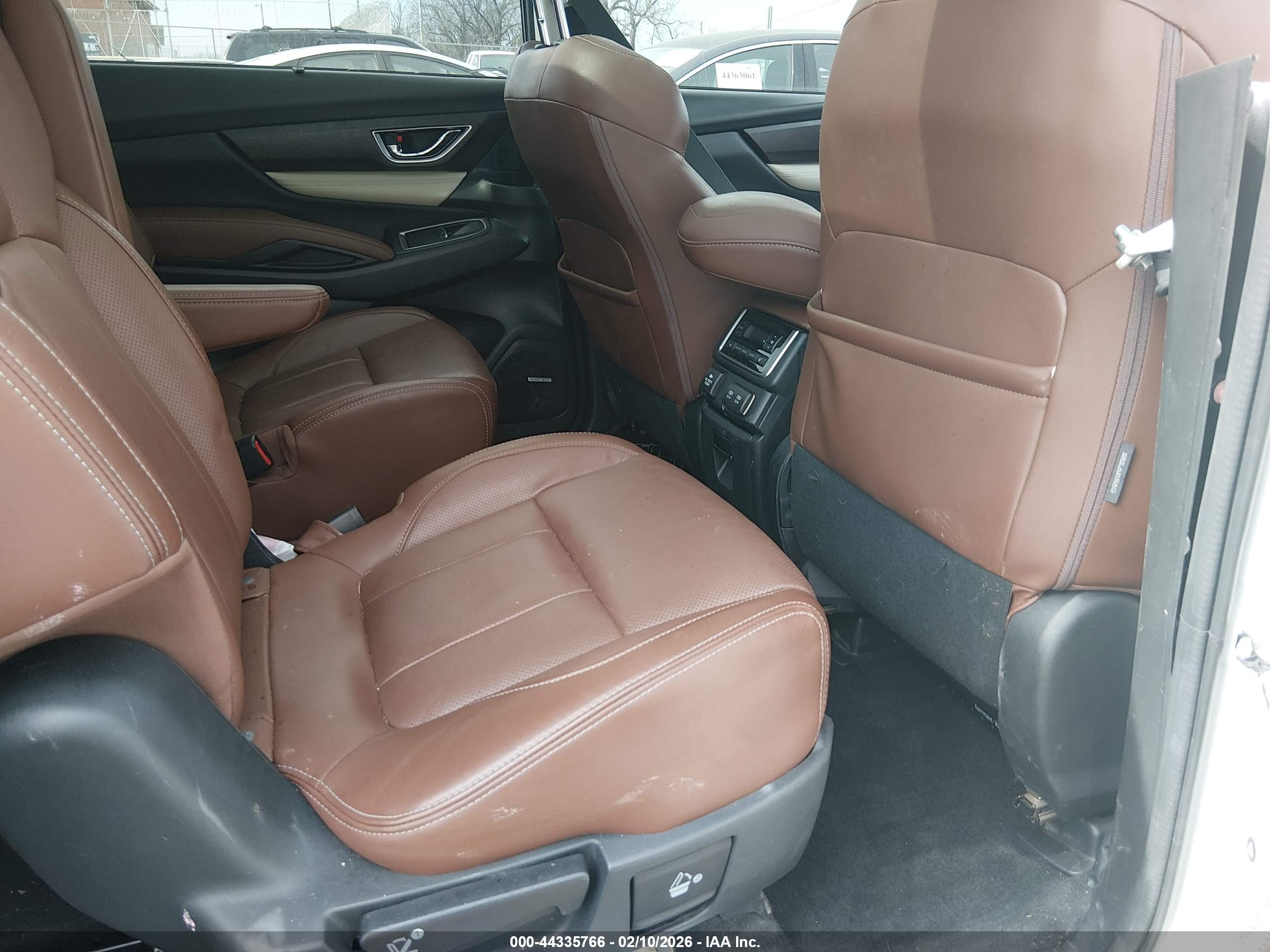 SUBARU ASCENT image 8