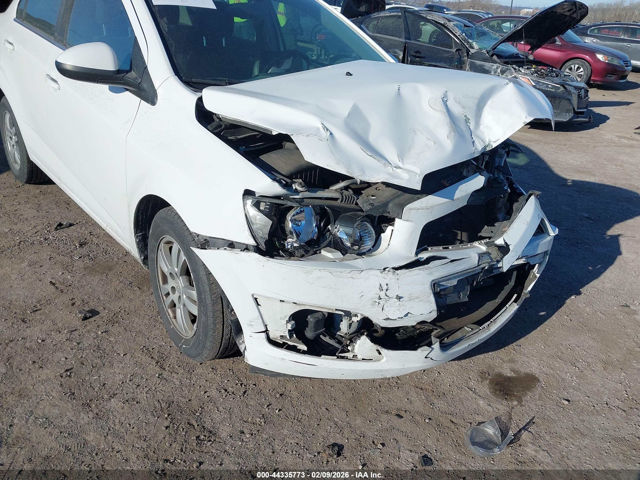 CHEVROLET SONIC image 6