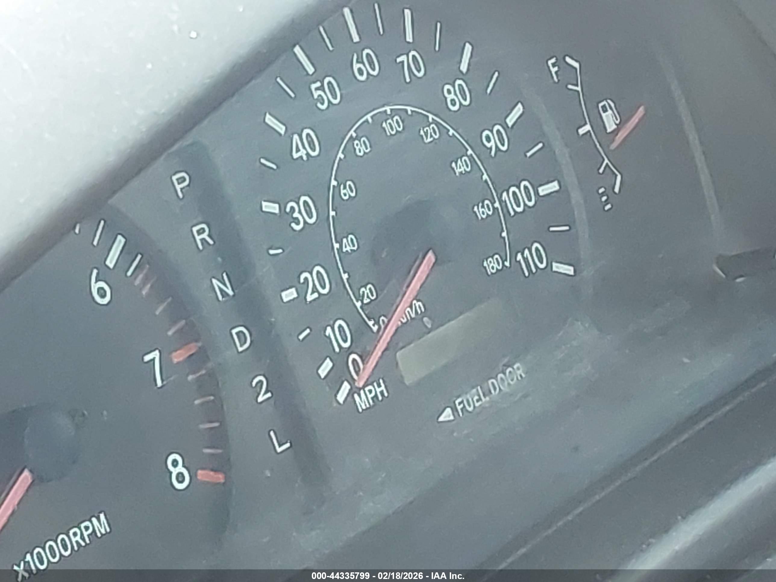 TOYOTA SIENNA image 7