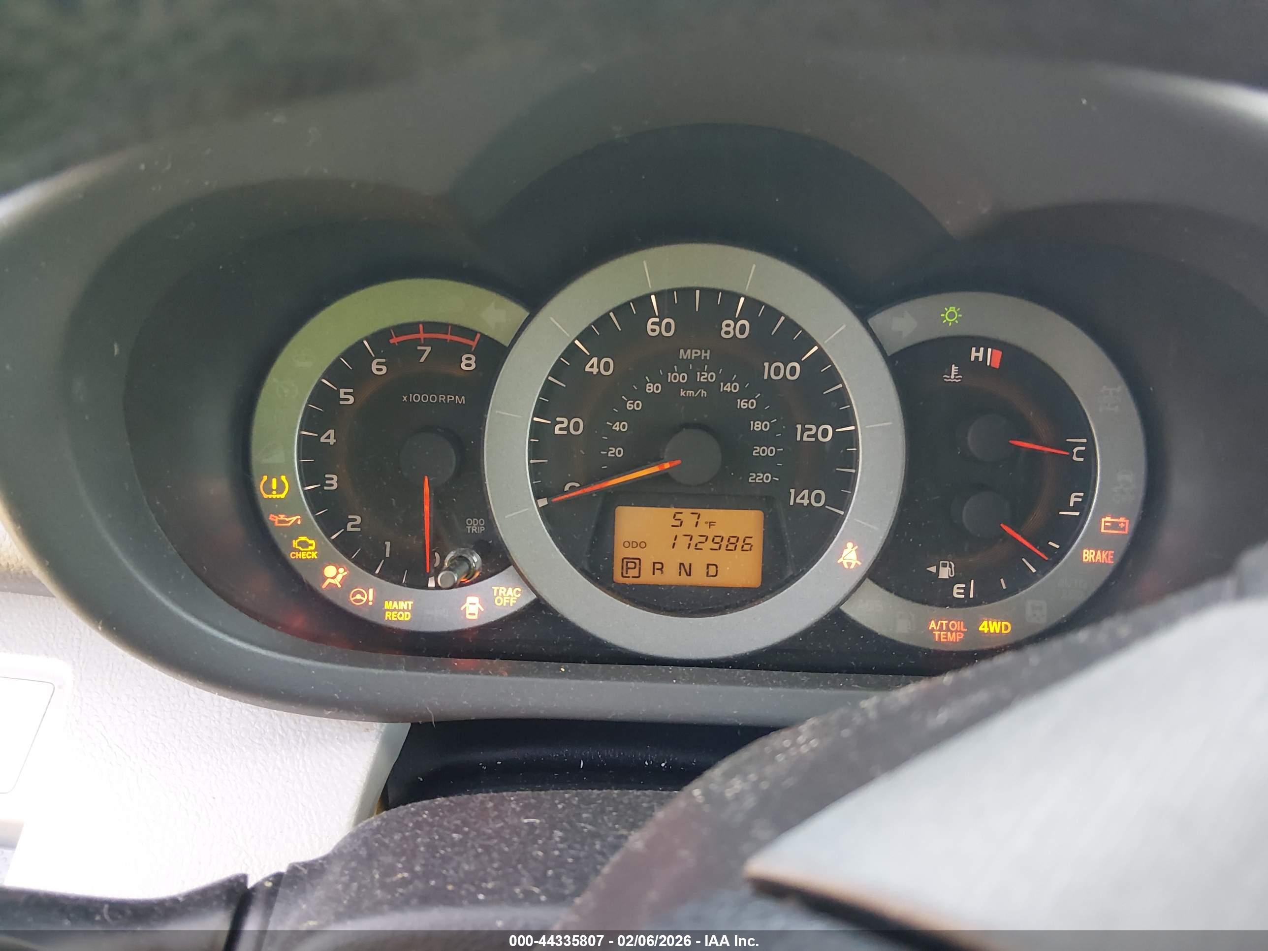 TOYOTA RAV4 image 7